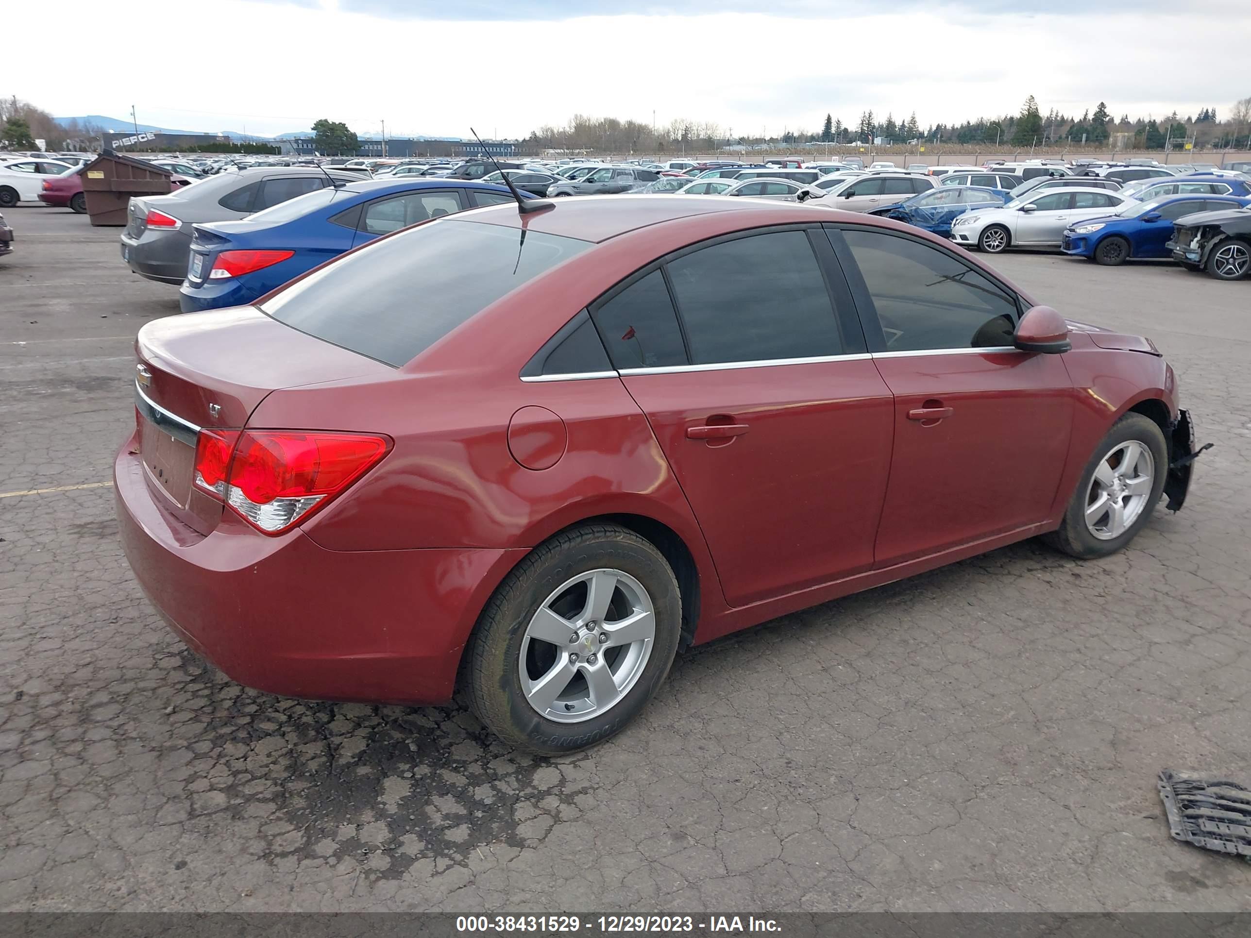 CHEVROLET CRUZE image 4