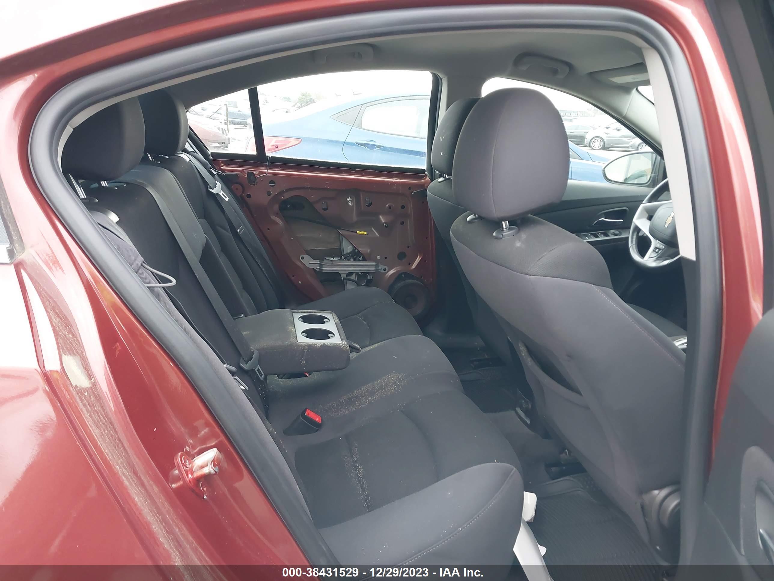 CHEVROLET CRUZE image 8