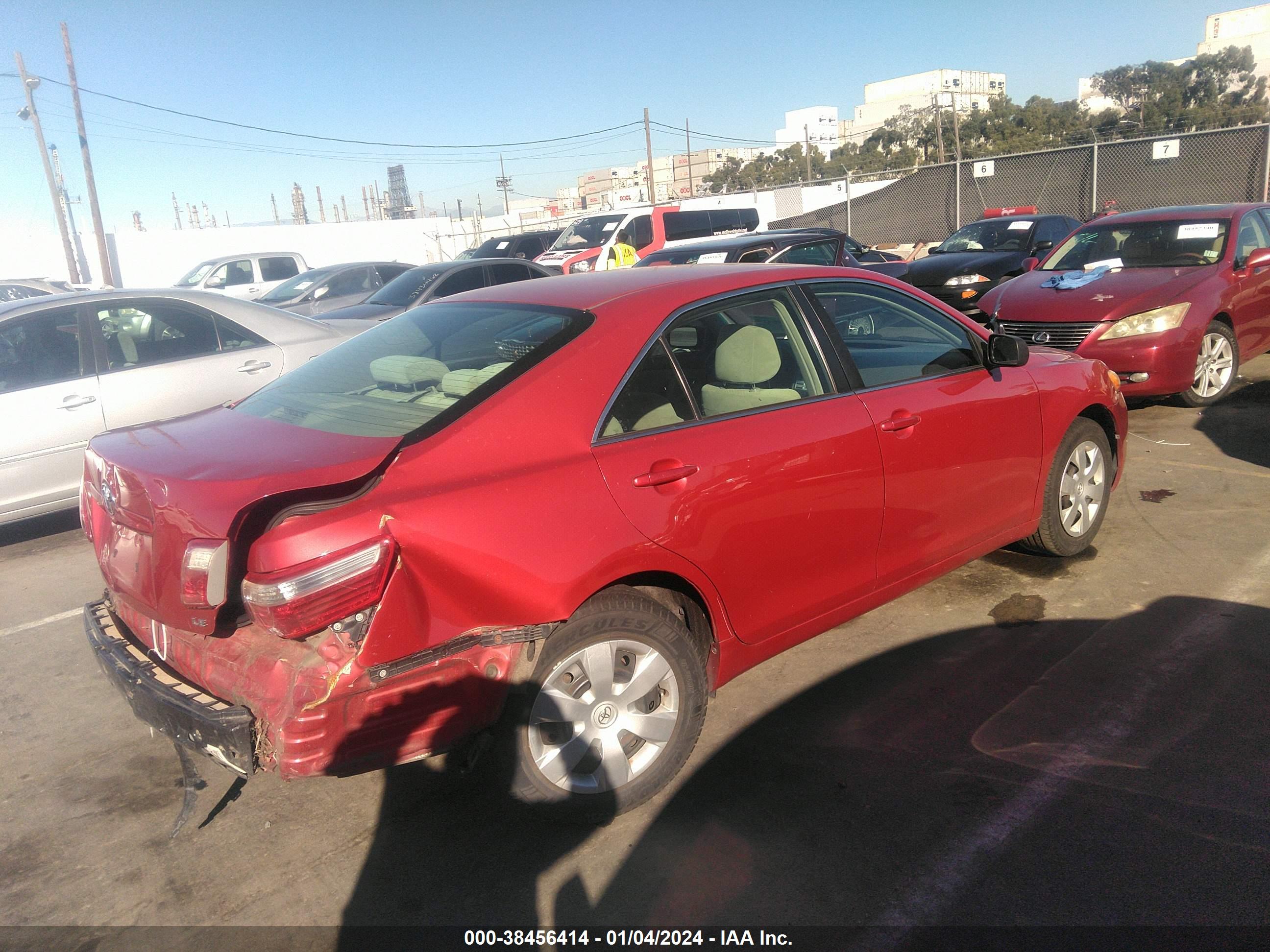 TOYOTA CAMRY image 4