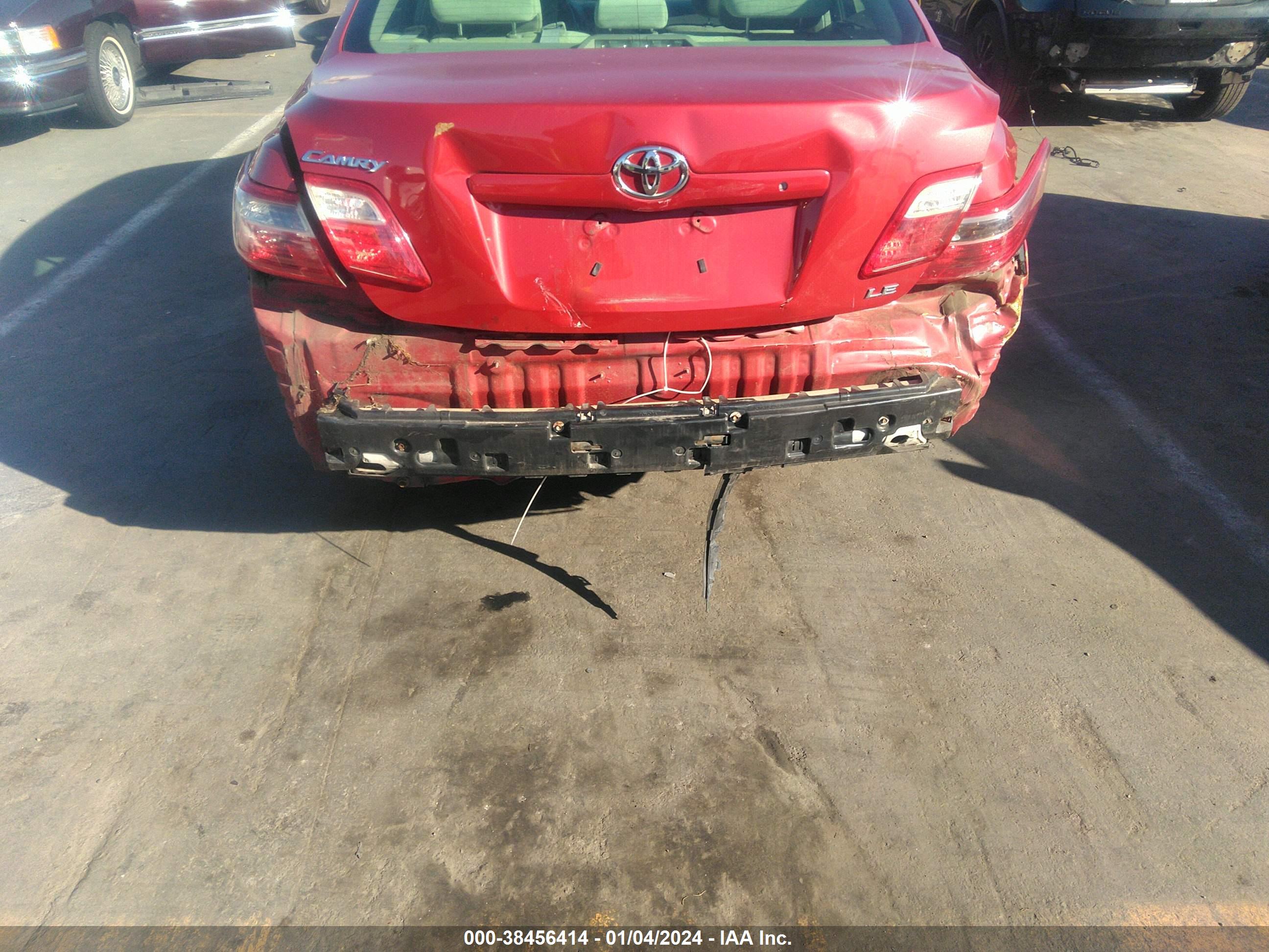 TOYOTA CAMRY image 6