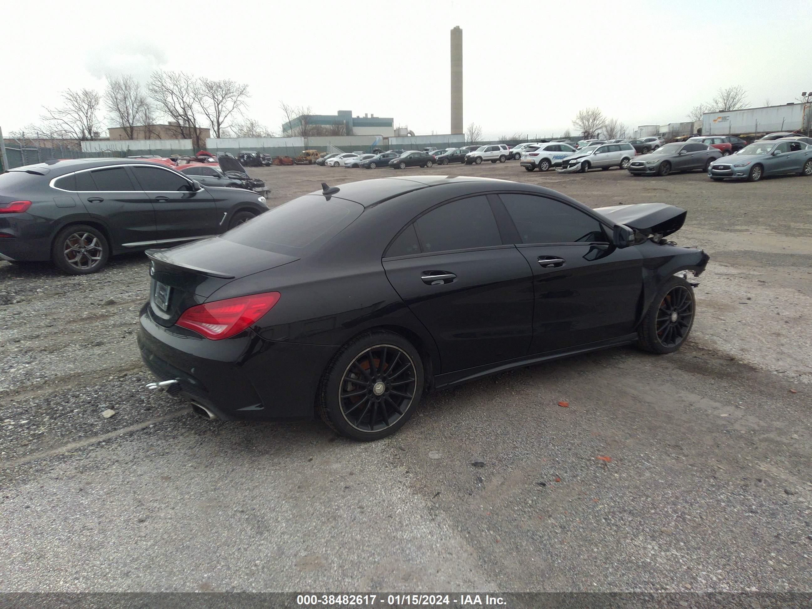 MERCEDES-BENZ CLA image 4