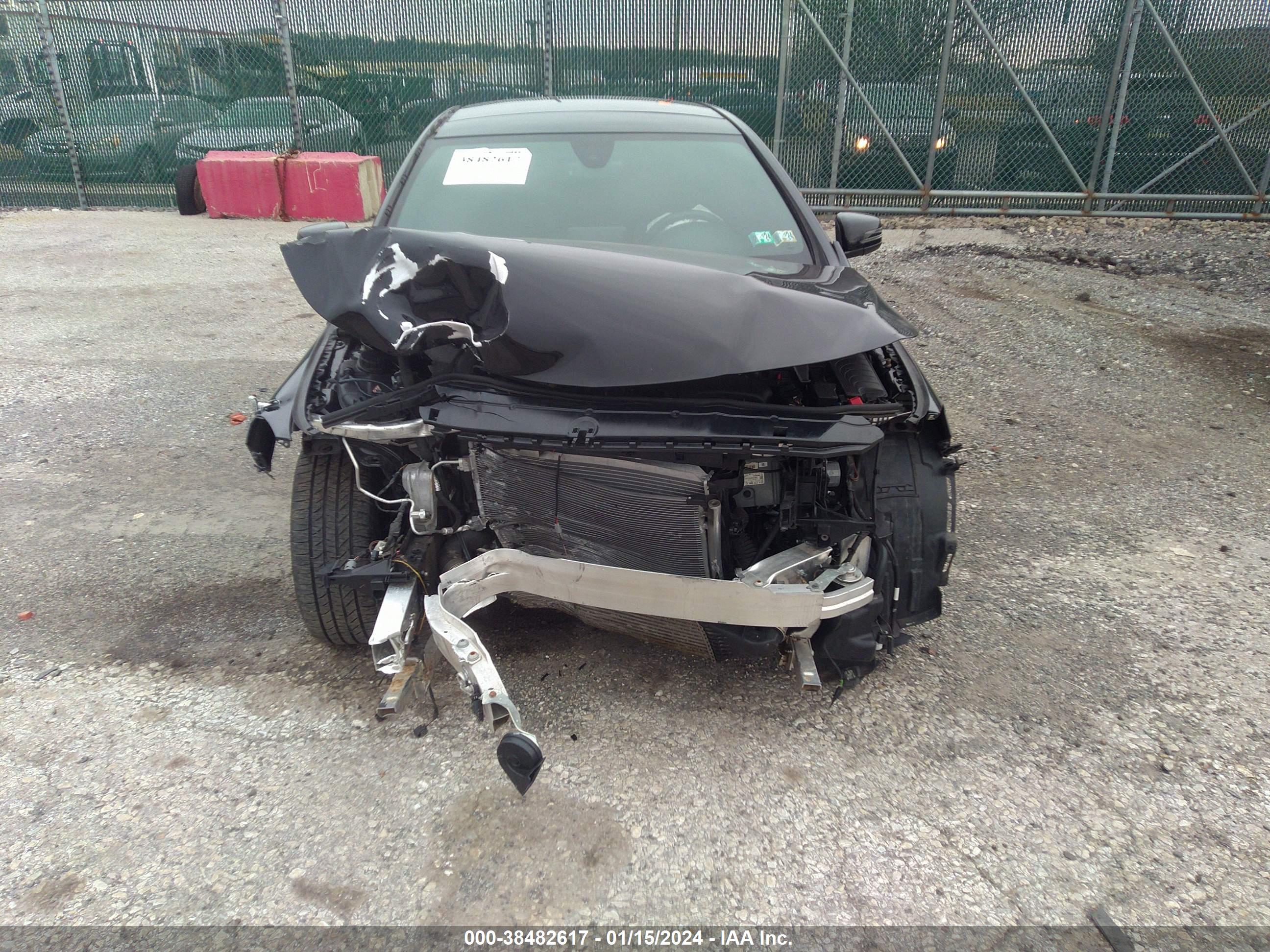 MERCEDES-BENZ CLA image 6