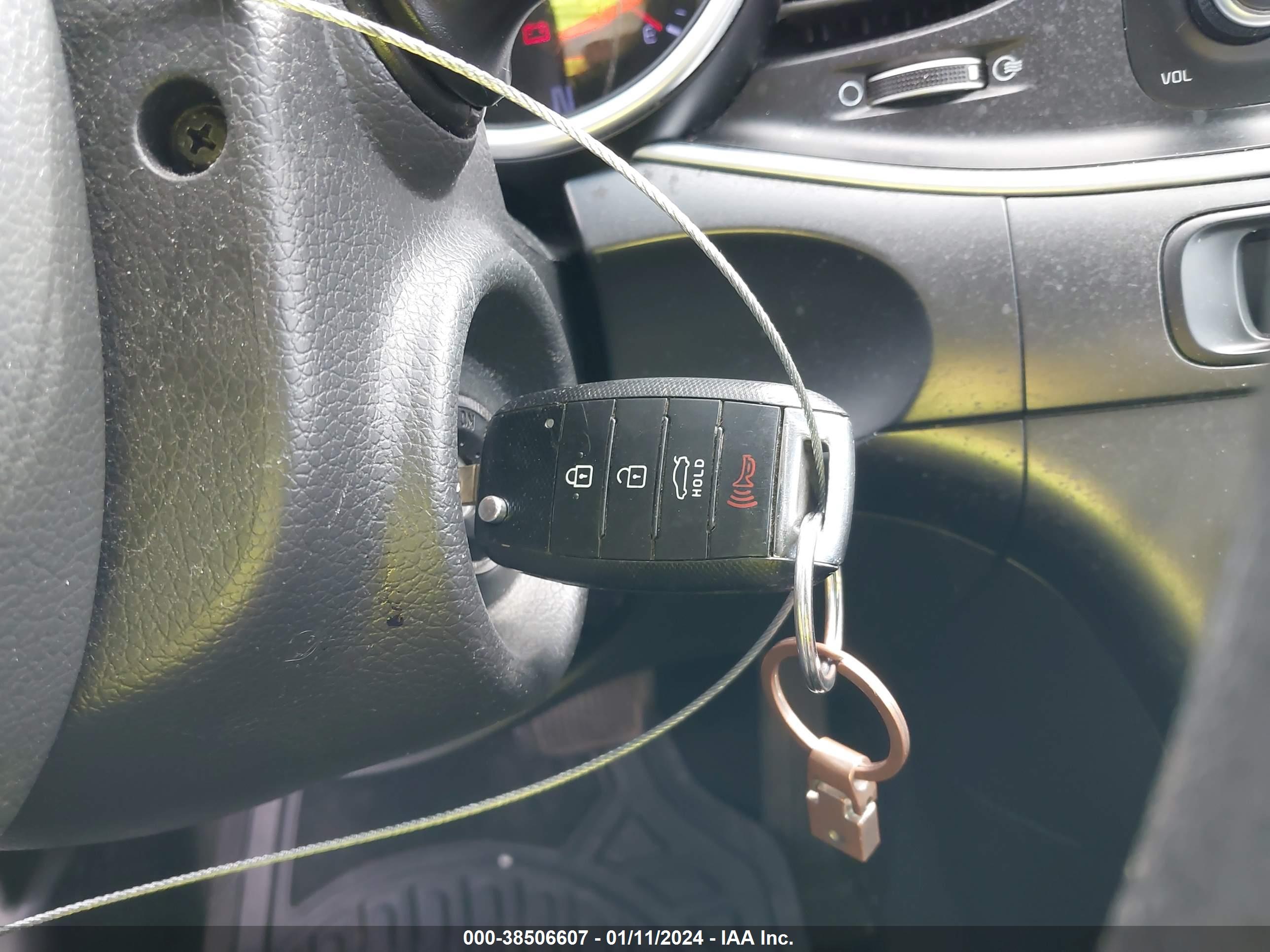 KIA OPTIMA image 11