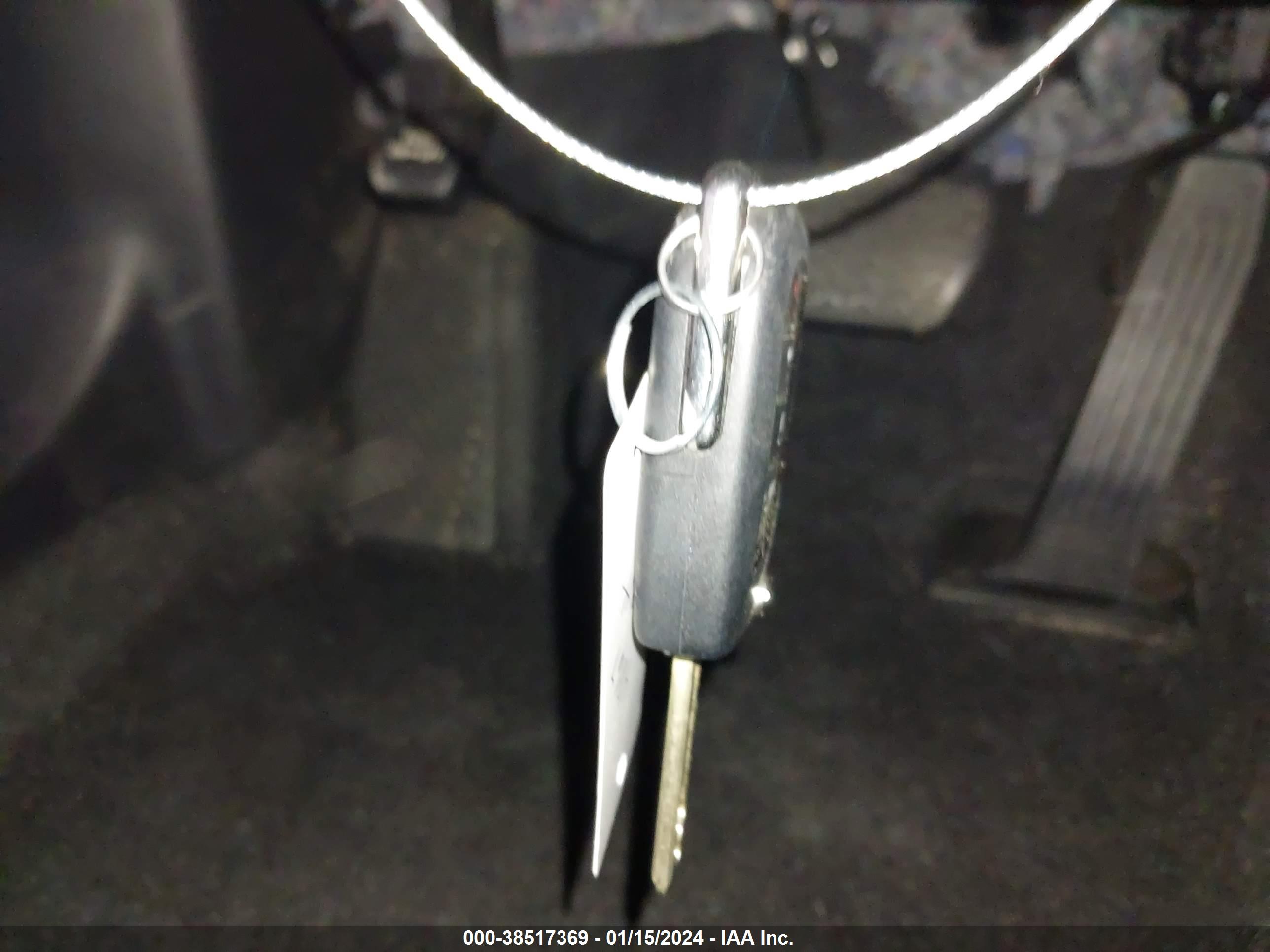 TOYOTA CAMRY image 11