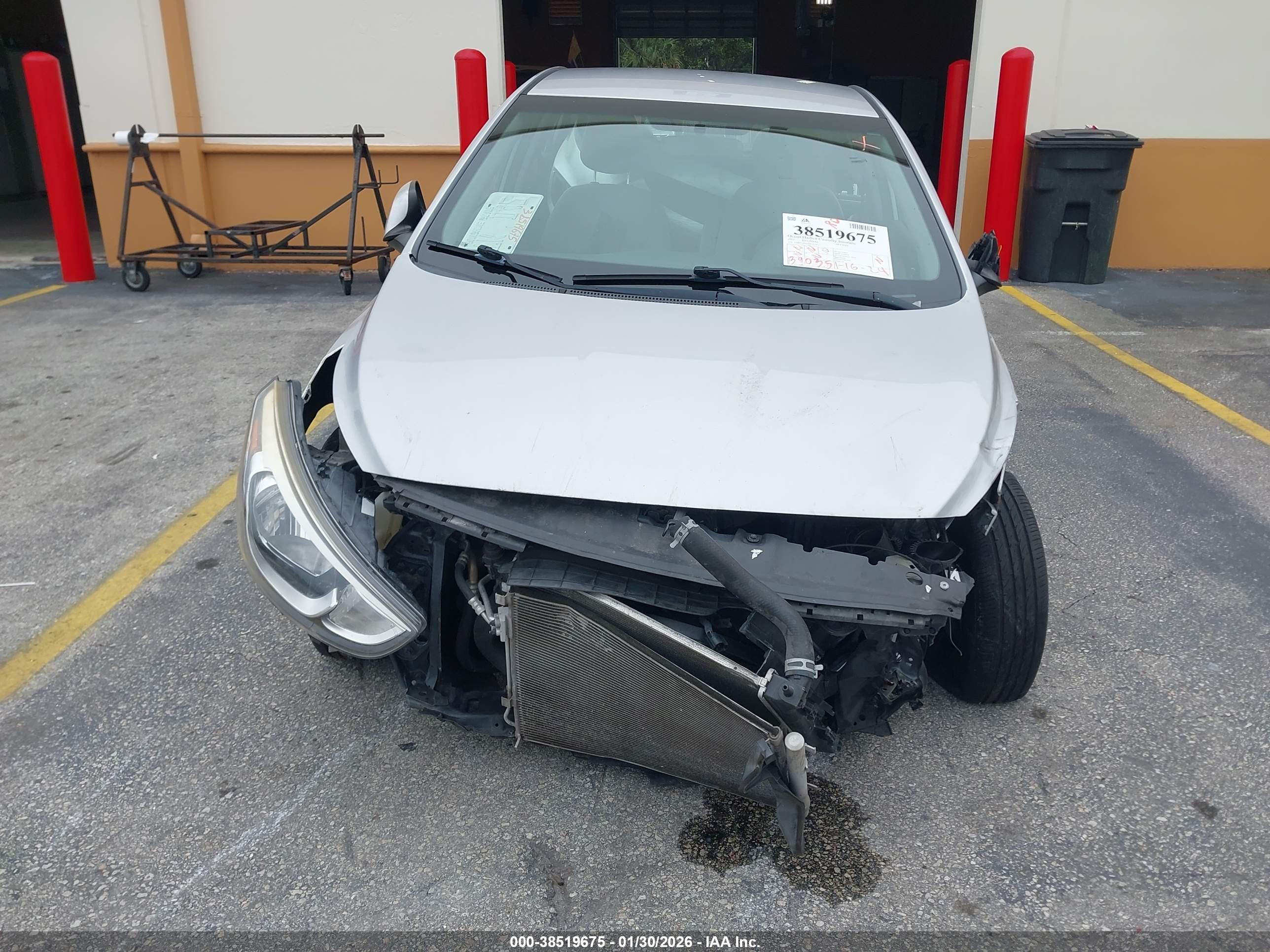 HYUNDAI ACCENT image 6
