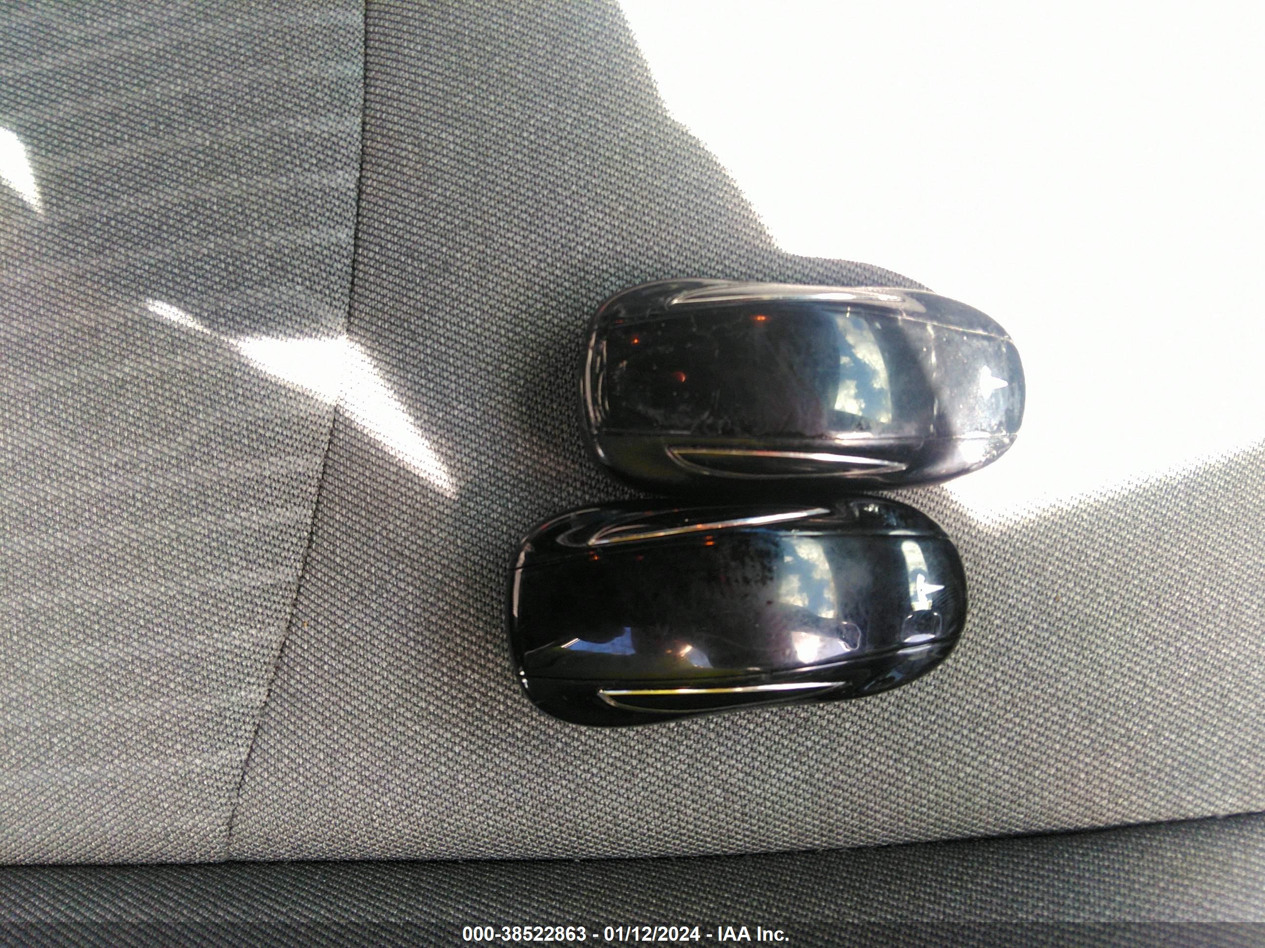 TESLA MODEL image 11