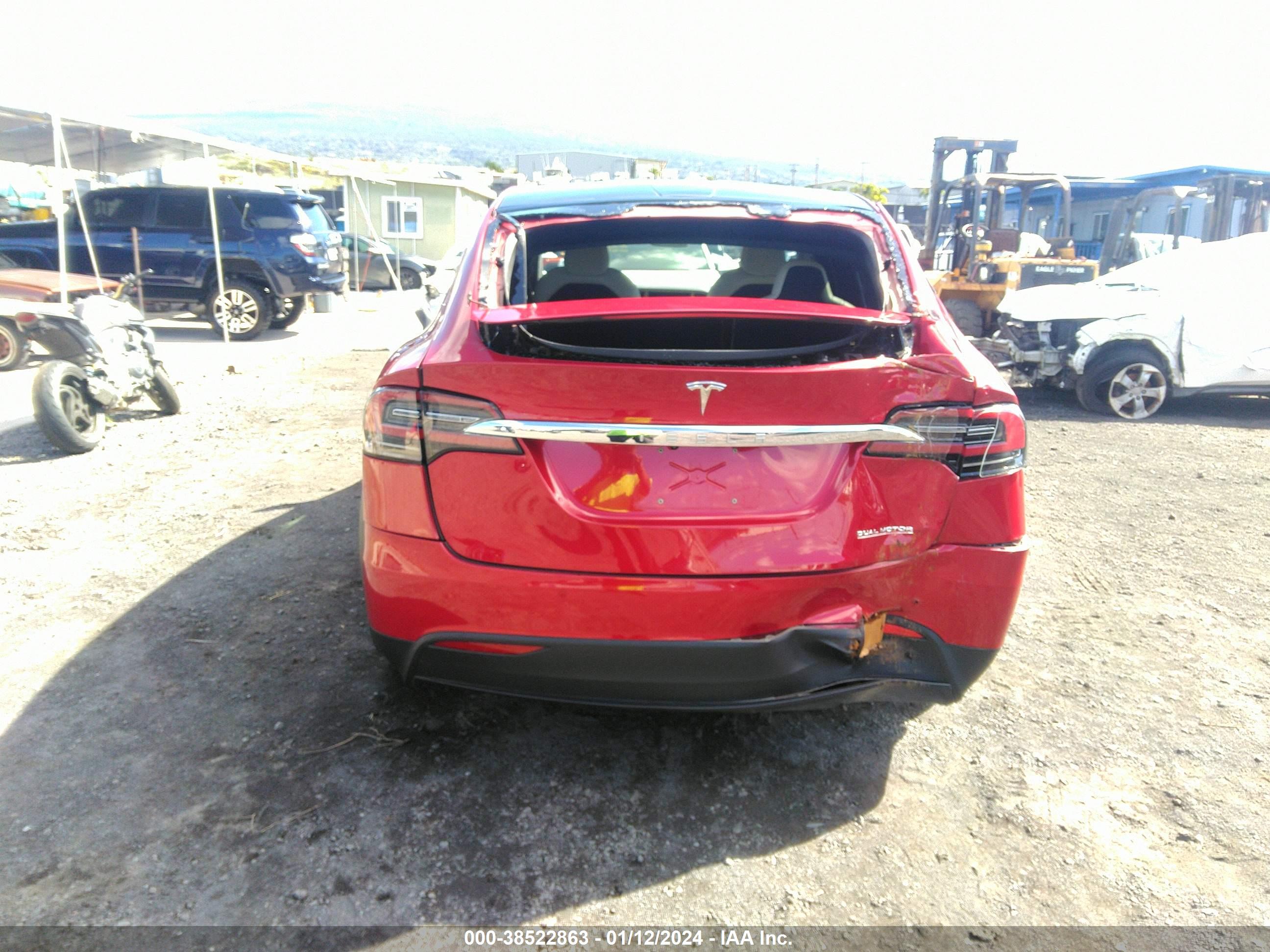 TESLA MODEL image 6
