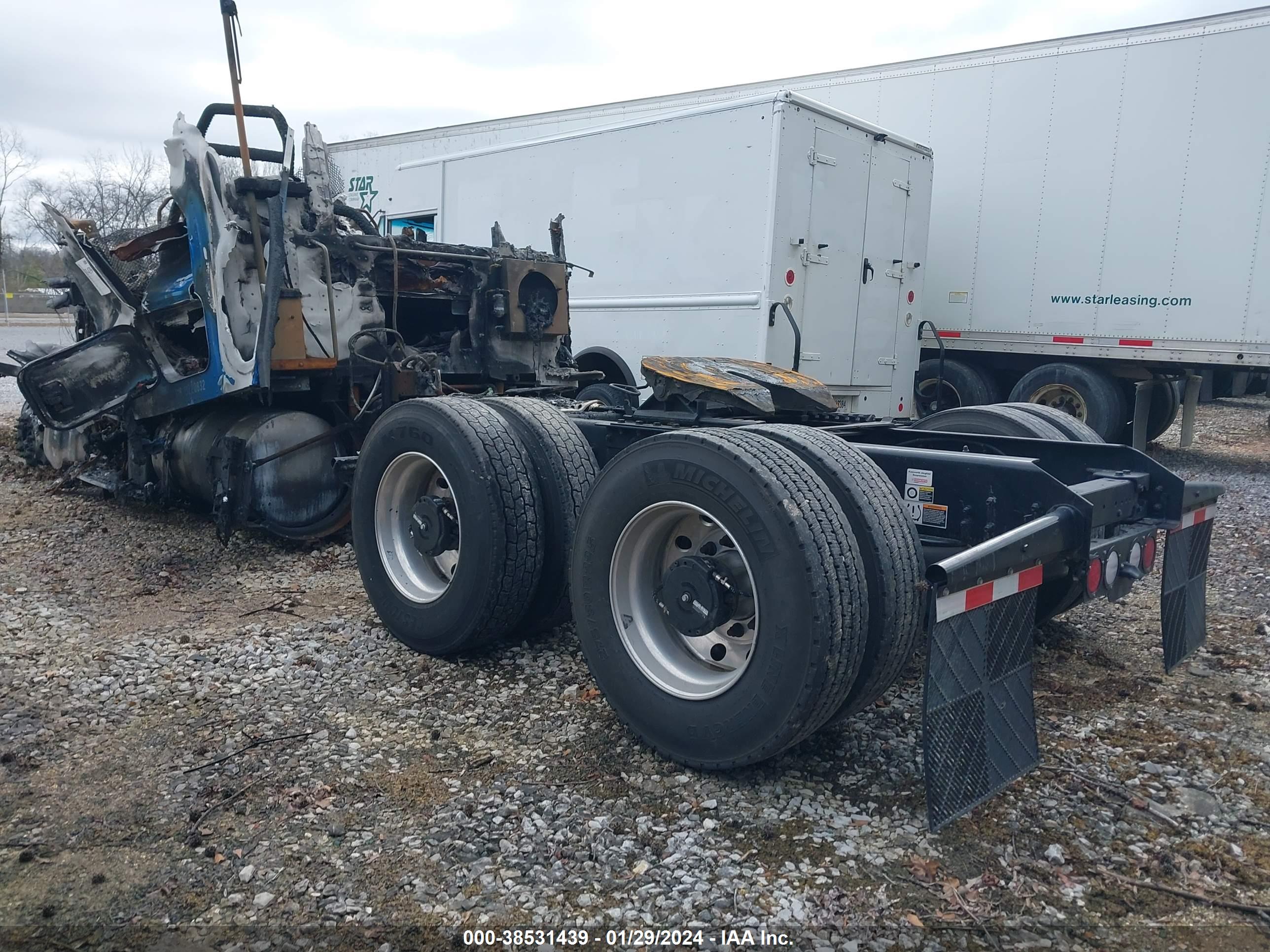 KENWORTH T680 image 3