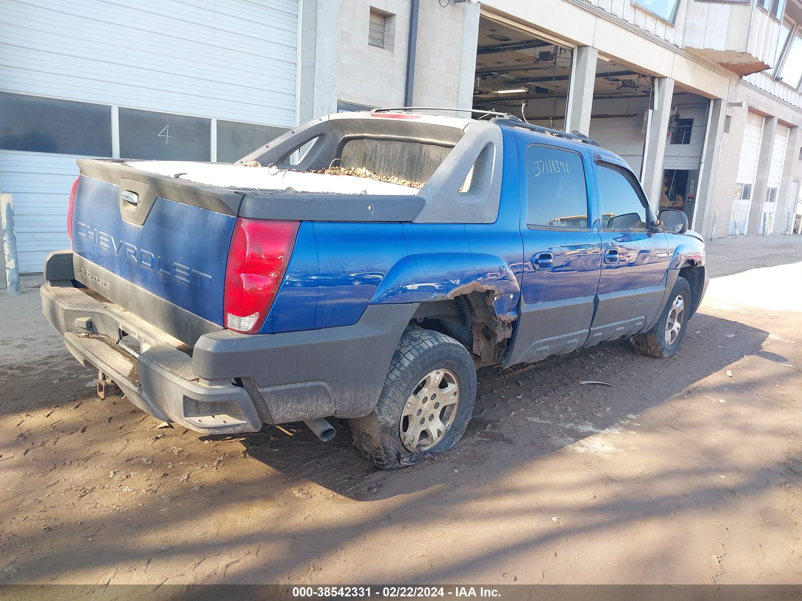 CHEVROLET AVALANCHE image 4