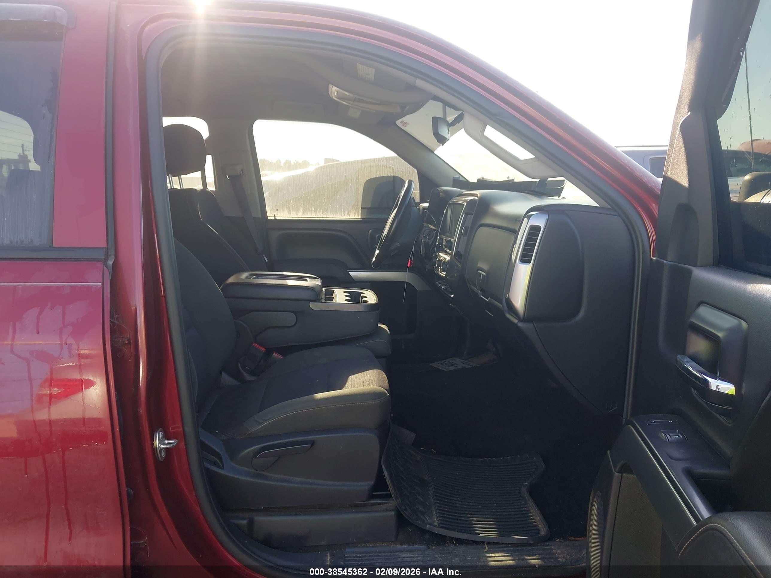 CHEVROLET SILVERADO image 5