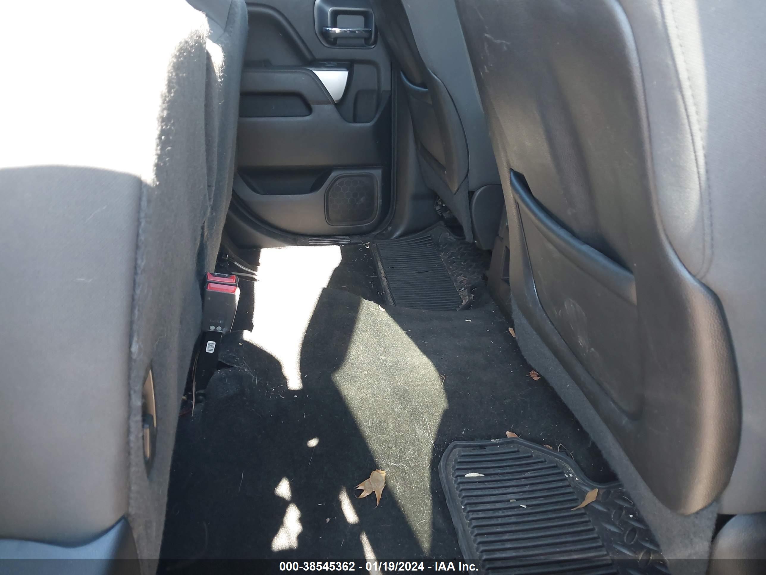 CHEVROLET SILVERADO image 8