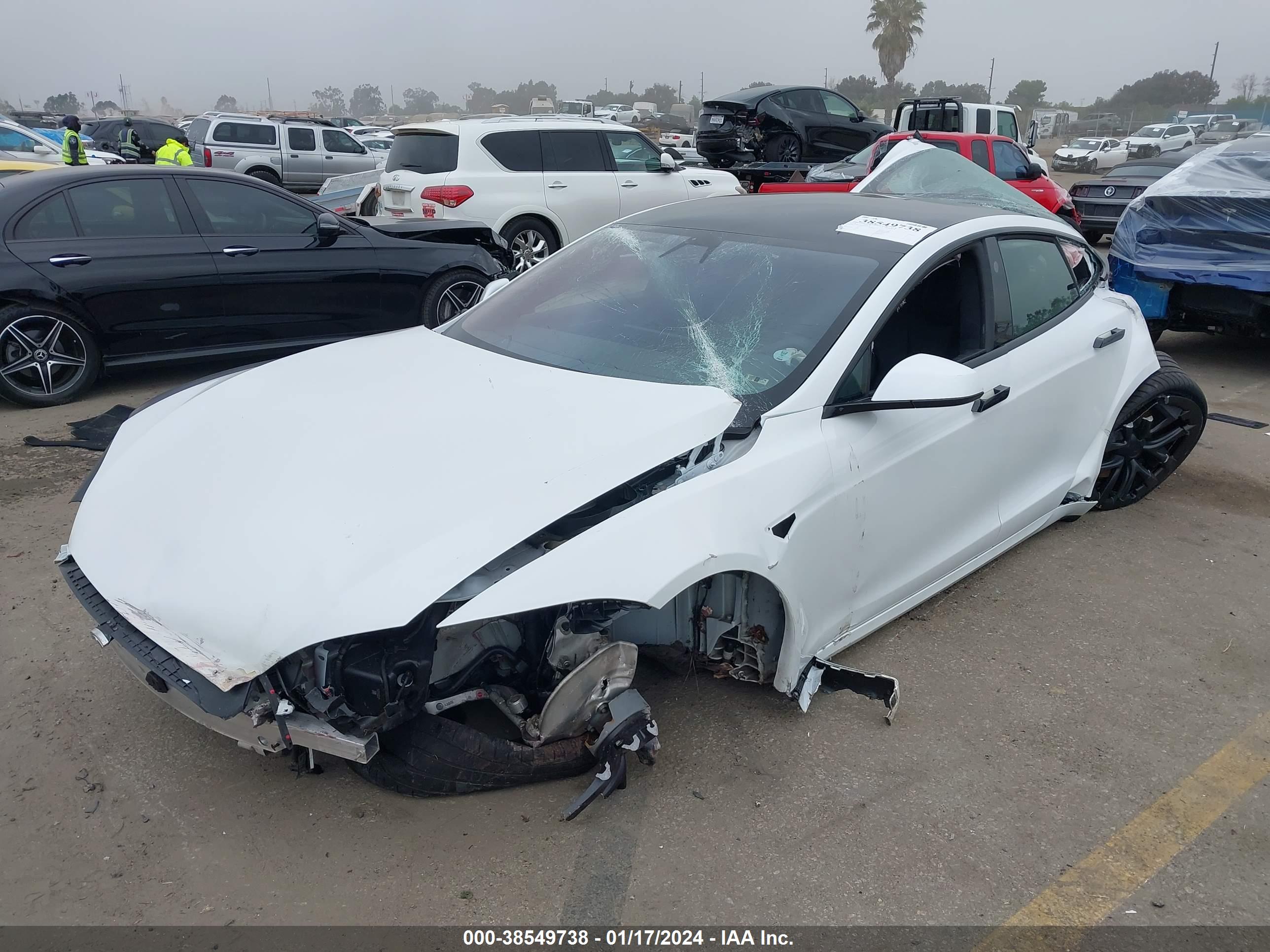 TESLA MODEL image 2