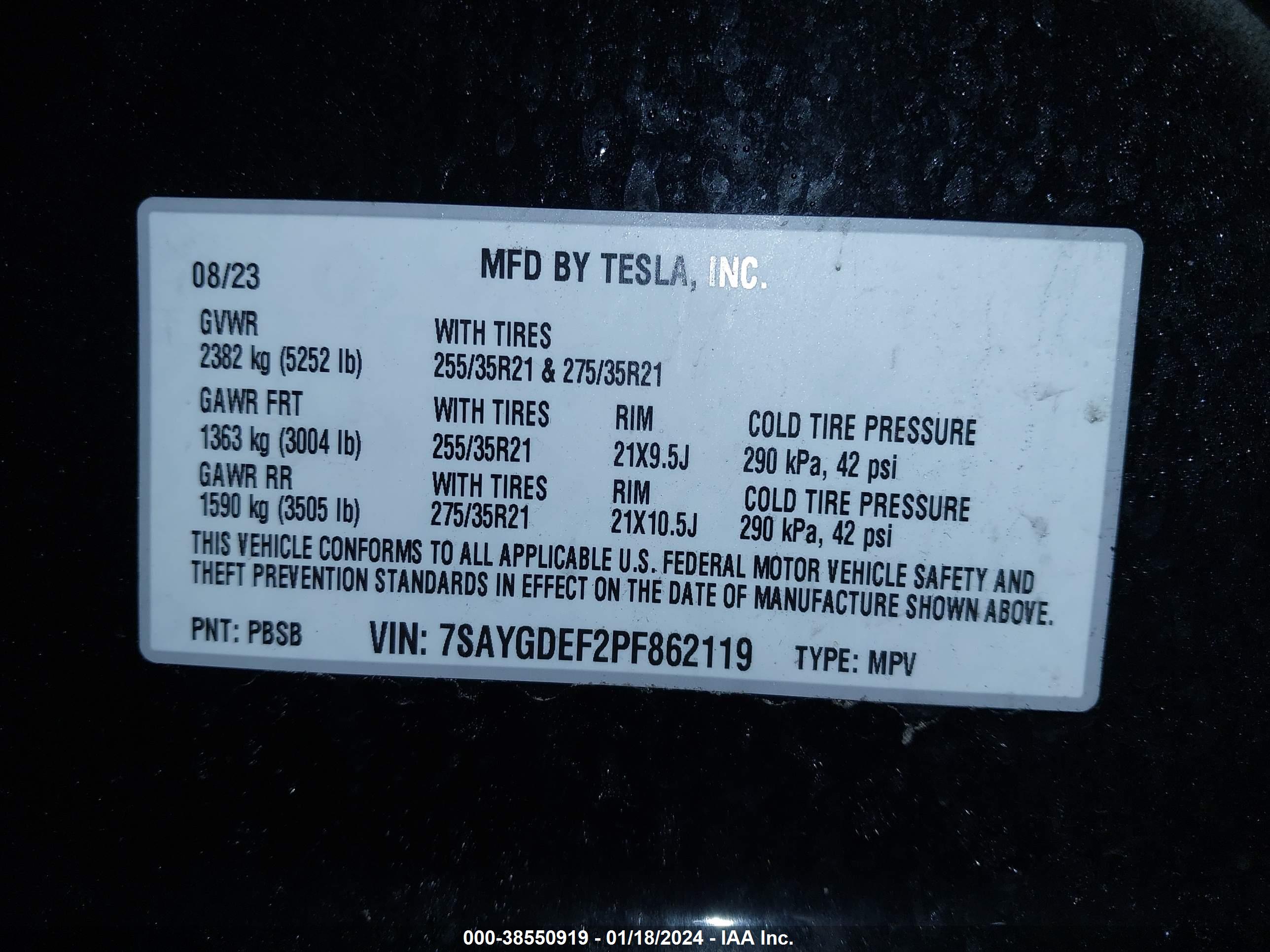 TESLA MODEL image 9