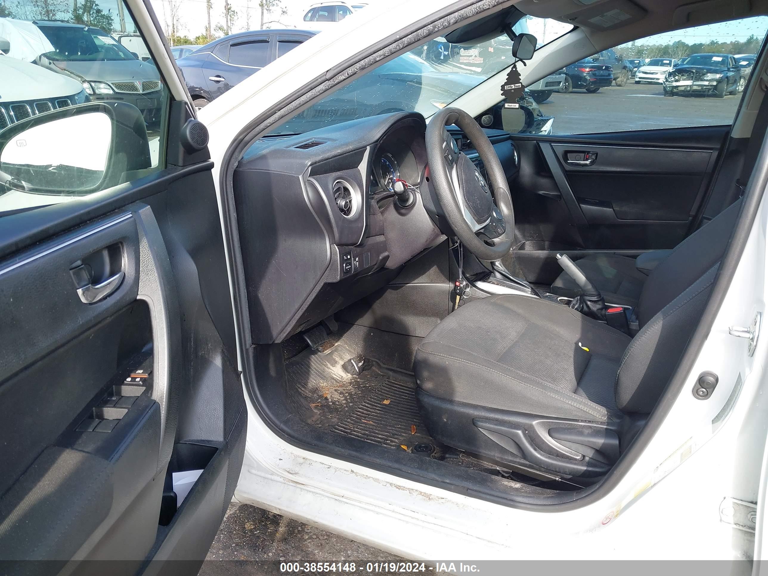 TOYOTA COROLLA image 5