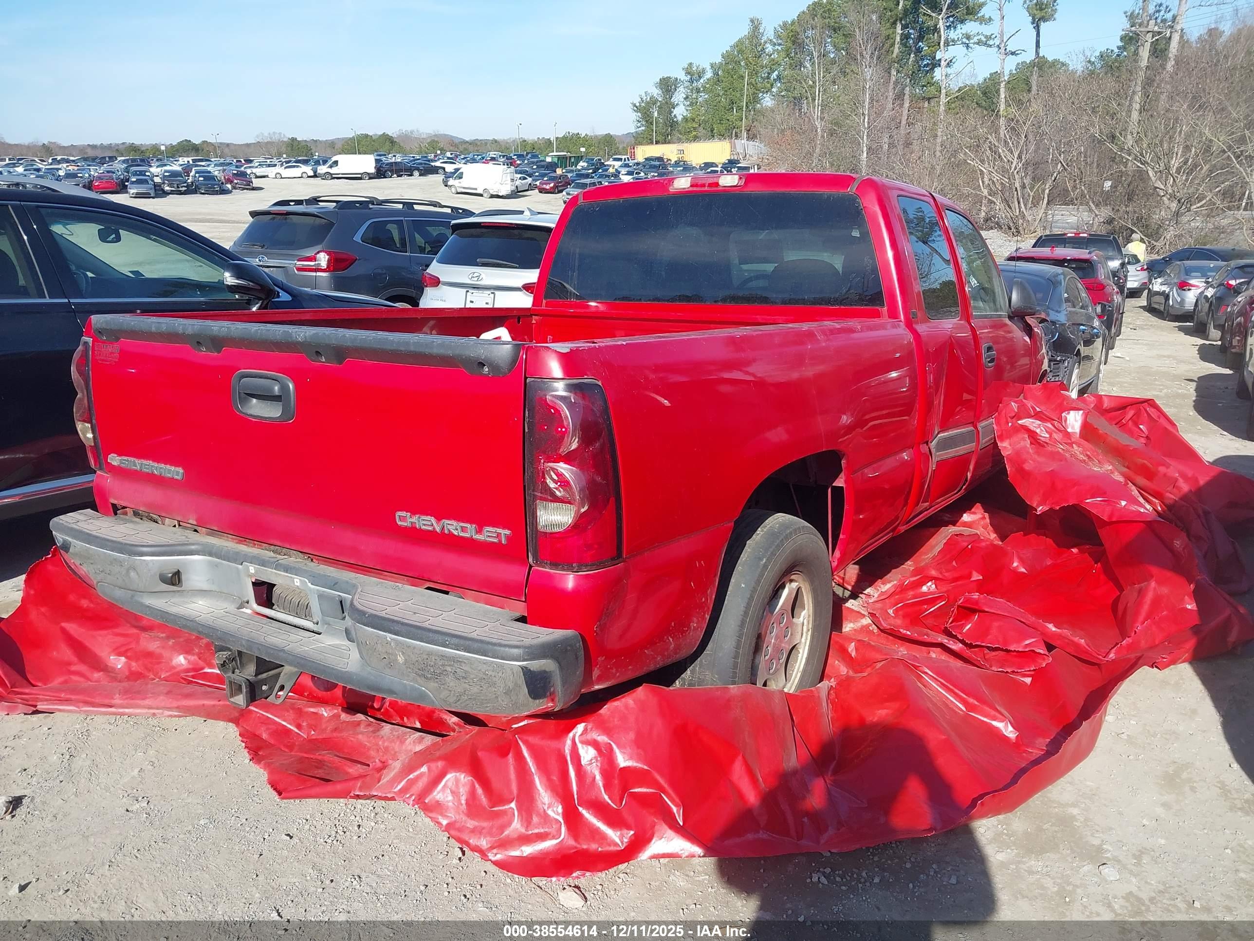 CHEVROLET SILVERADO image 4