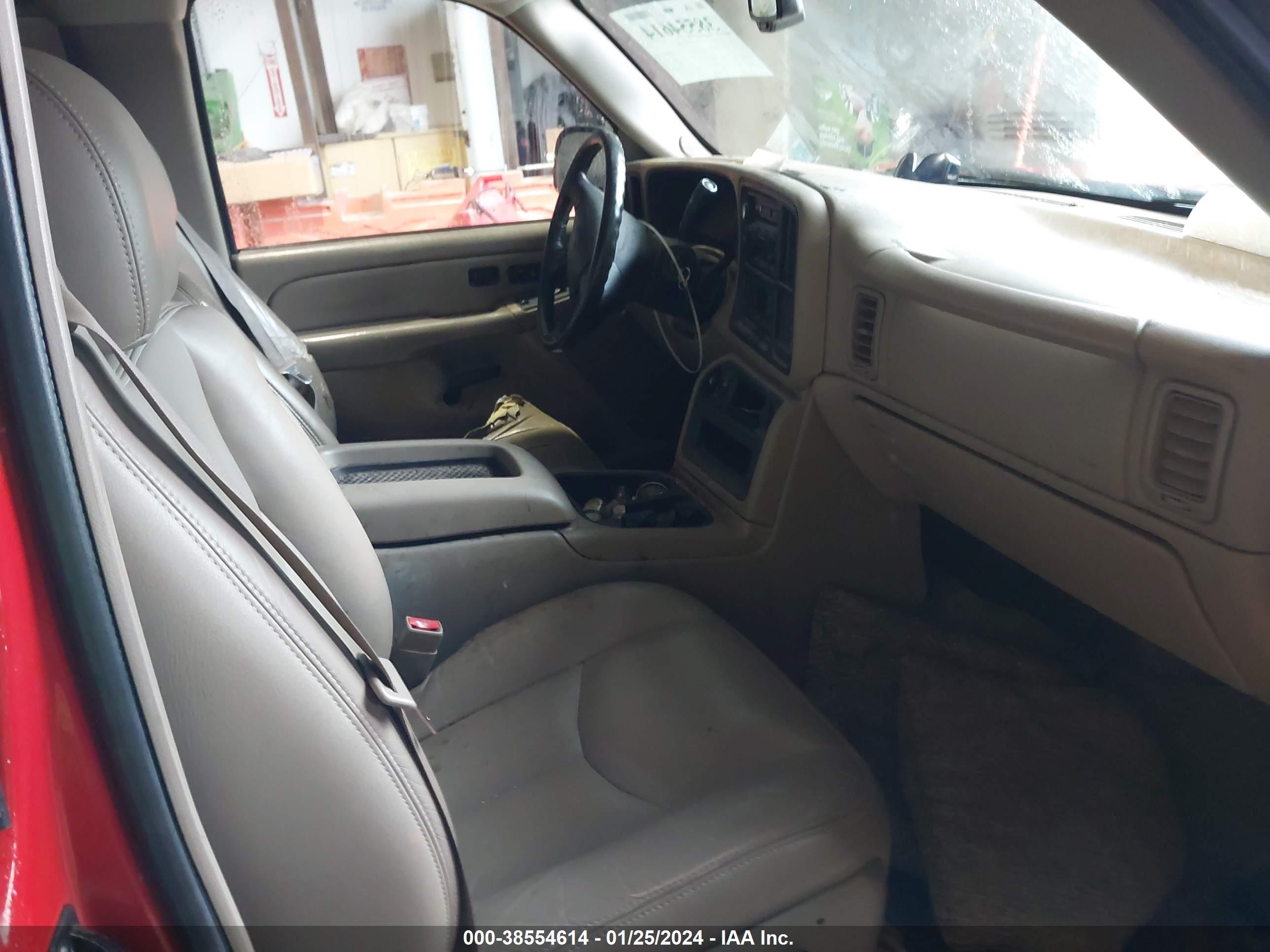 CHEVROLET SILVERADO image 5
