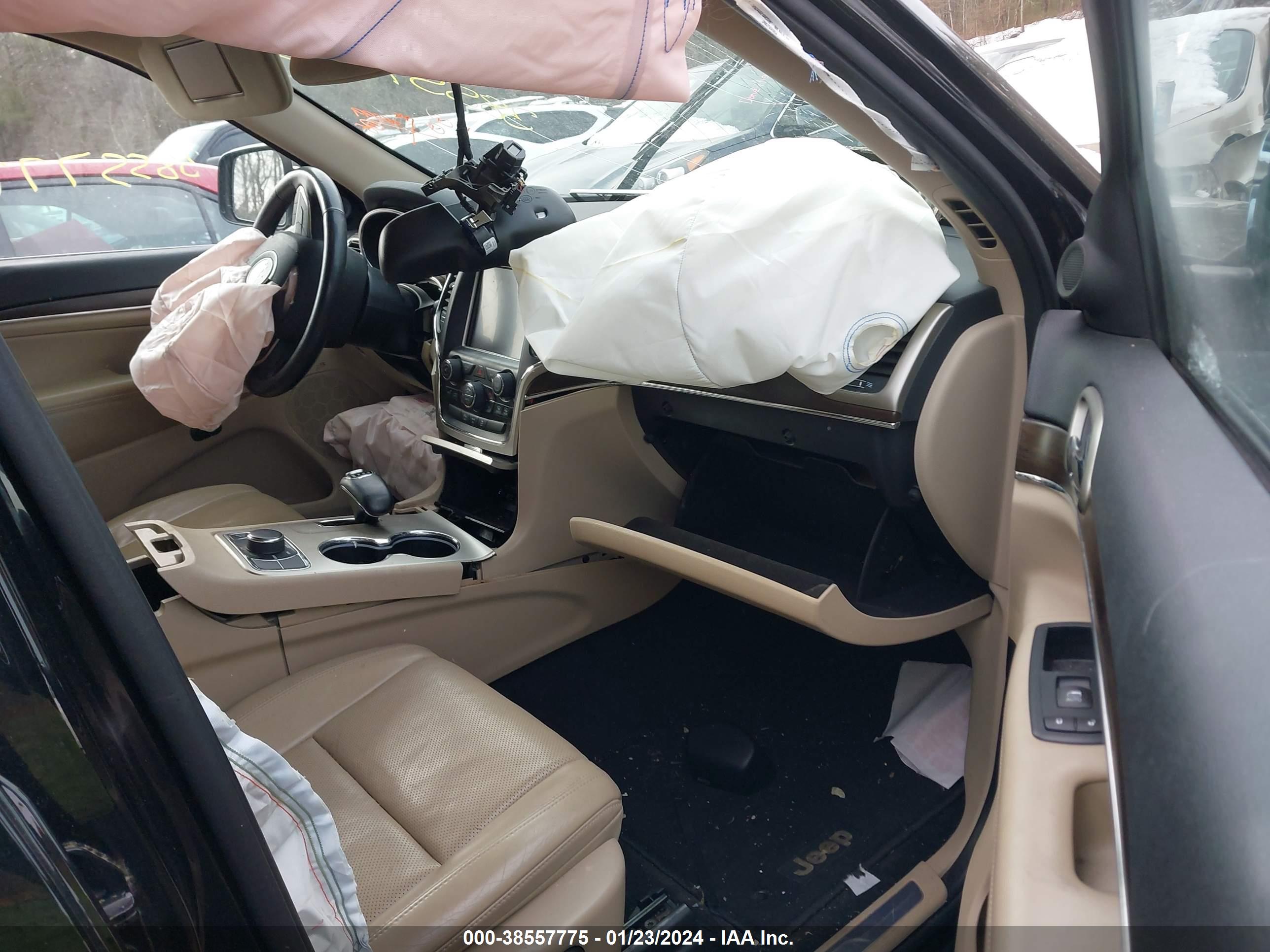 JEEP GRAND image 5