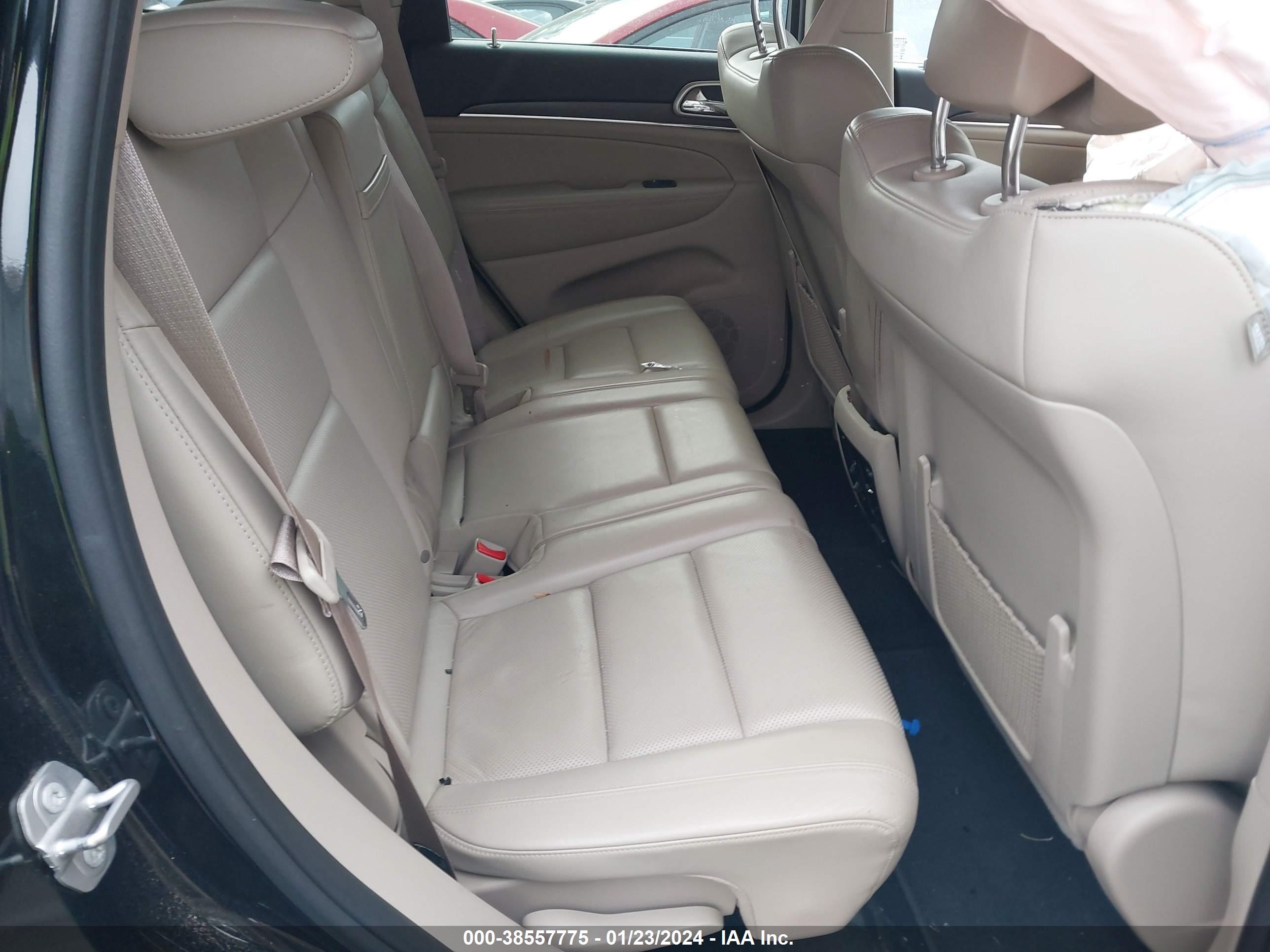 JEEP GRAND image 8