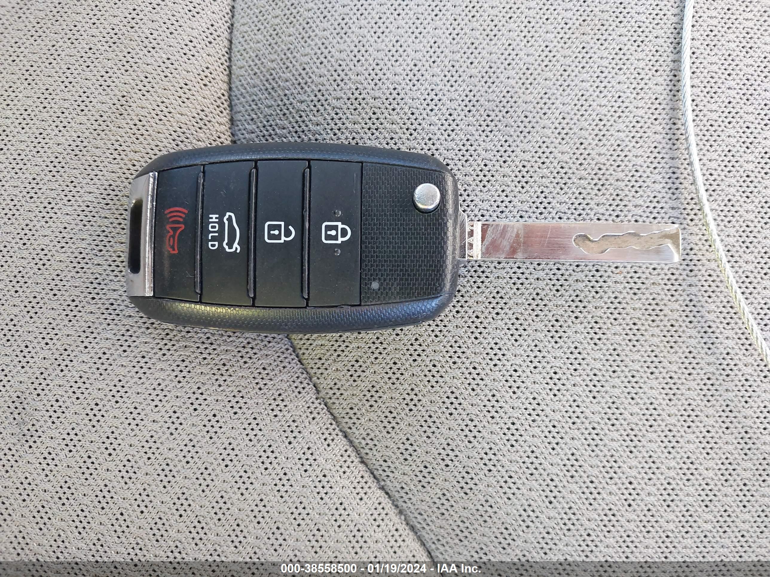 KIA OPTIMA image 11