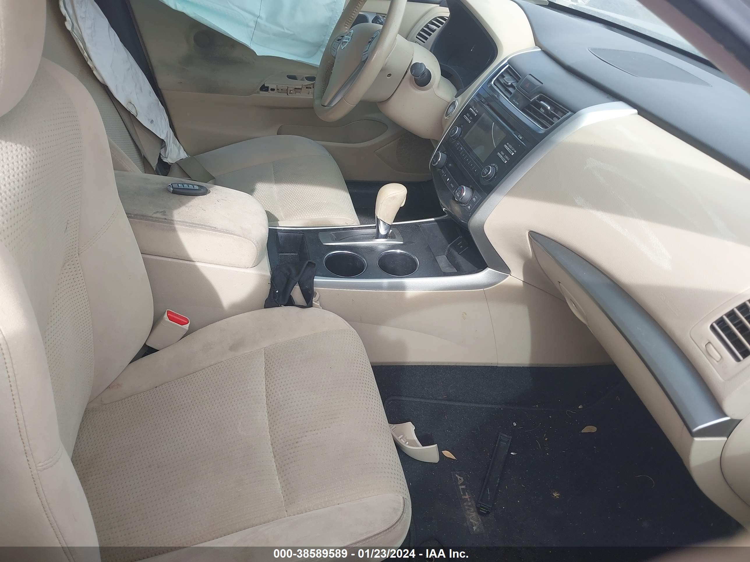 NISSAN ALTIMA image 5