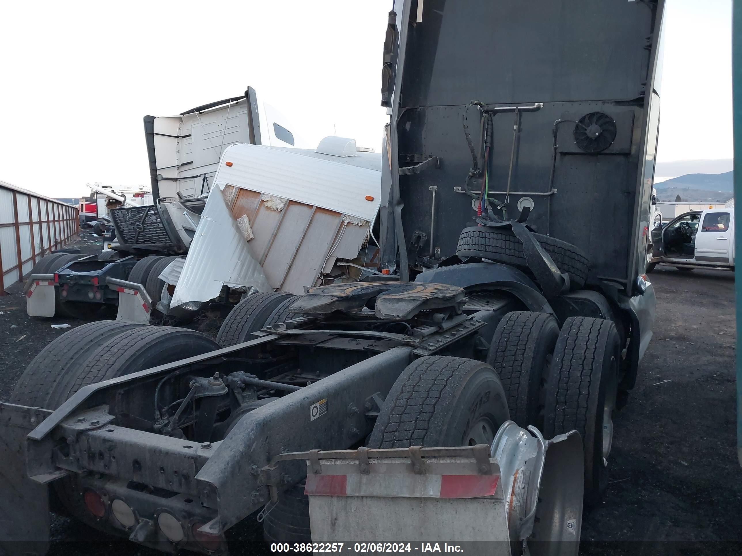 KENWORTH T680 image 4