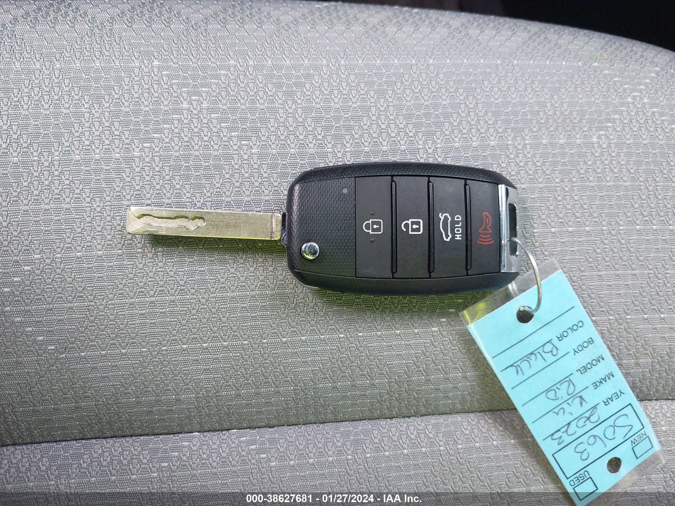 KIA RIO image 11