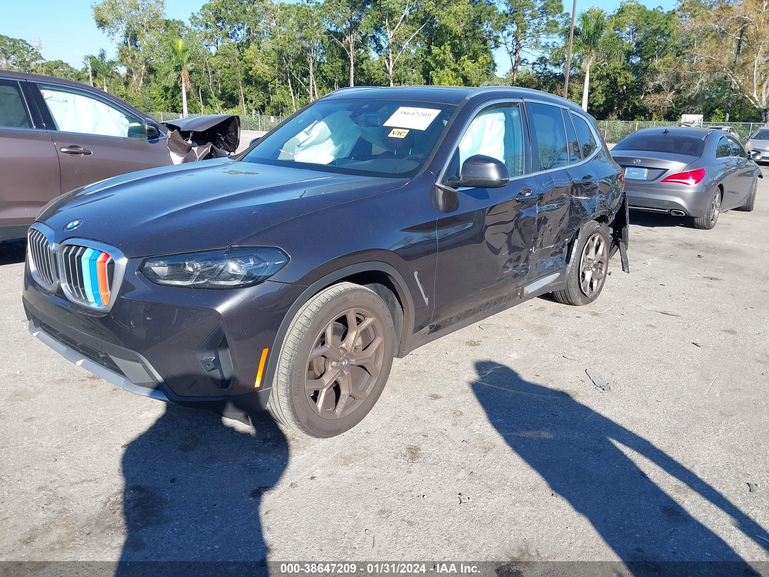 BMW X3 image 2