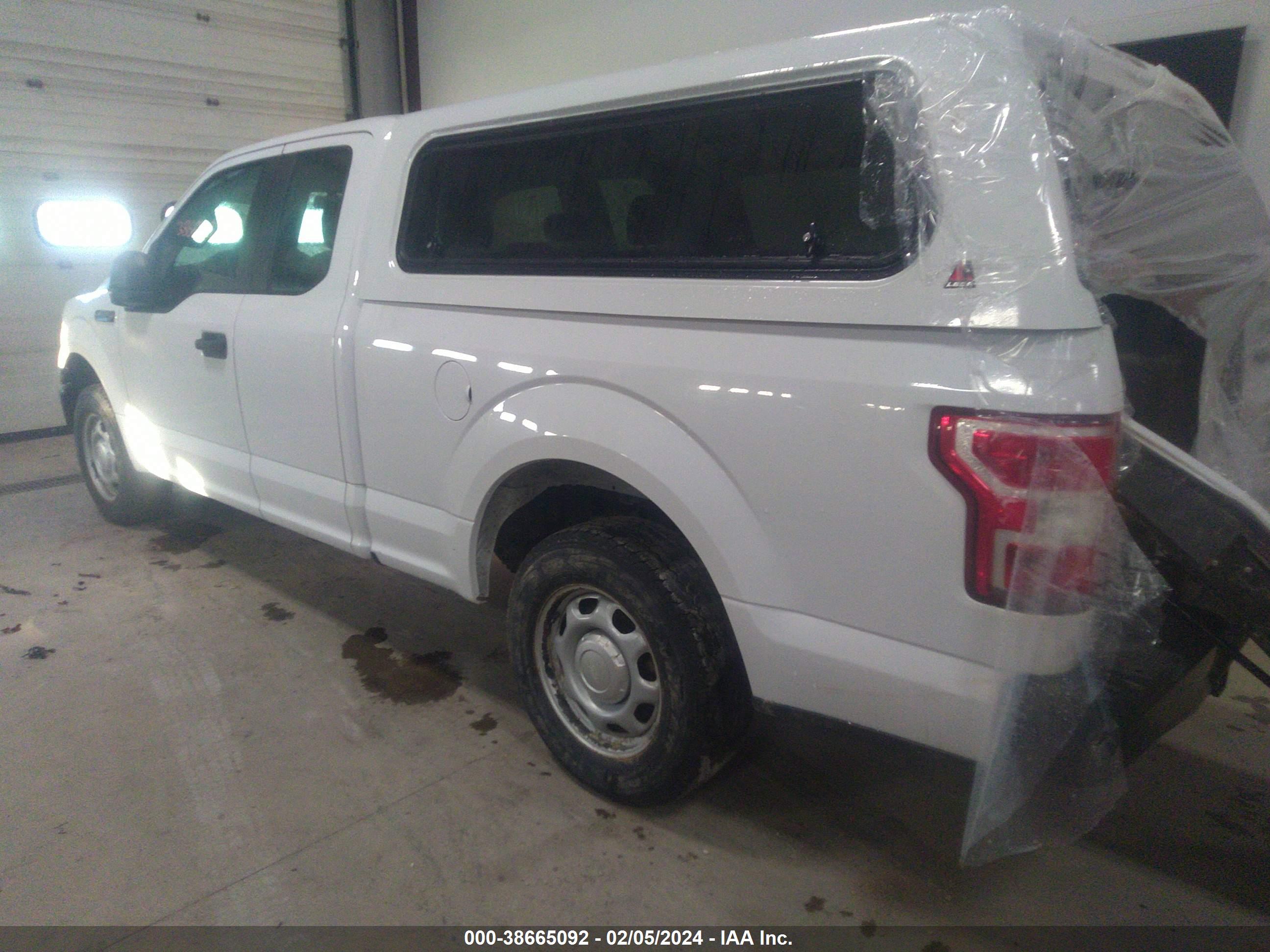 FORD F-150 image 3