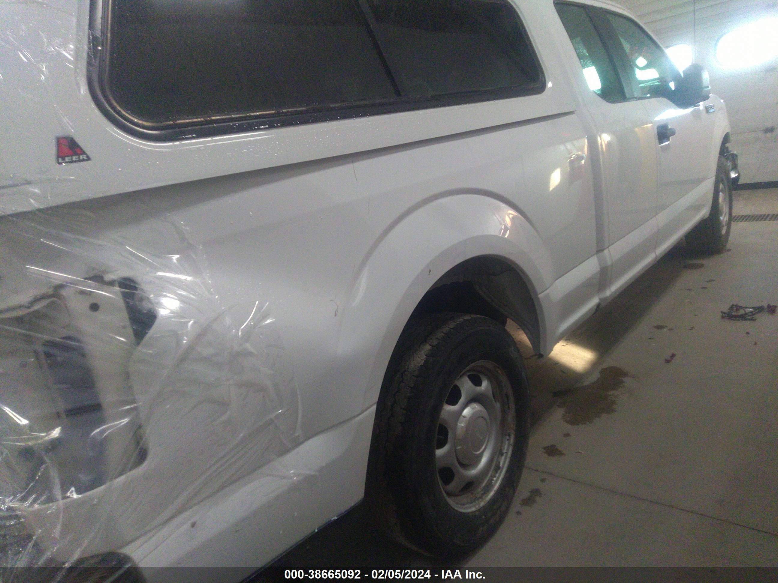 FORD F-150 image 4