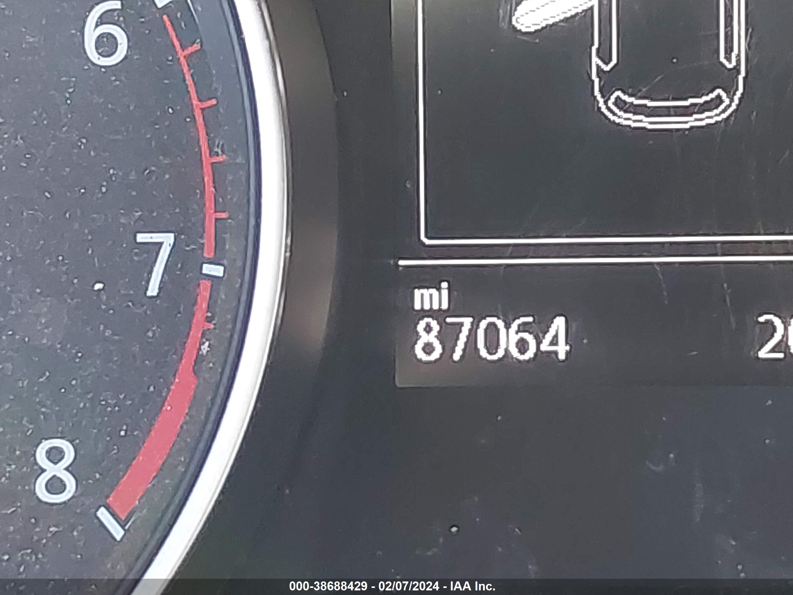 VOLKSWAGEN GOLF image 7