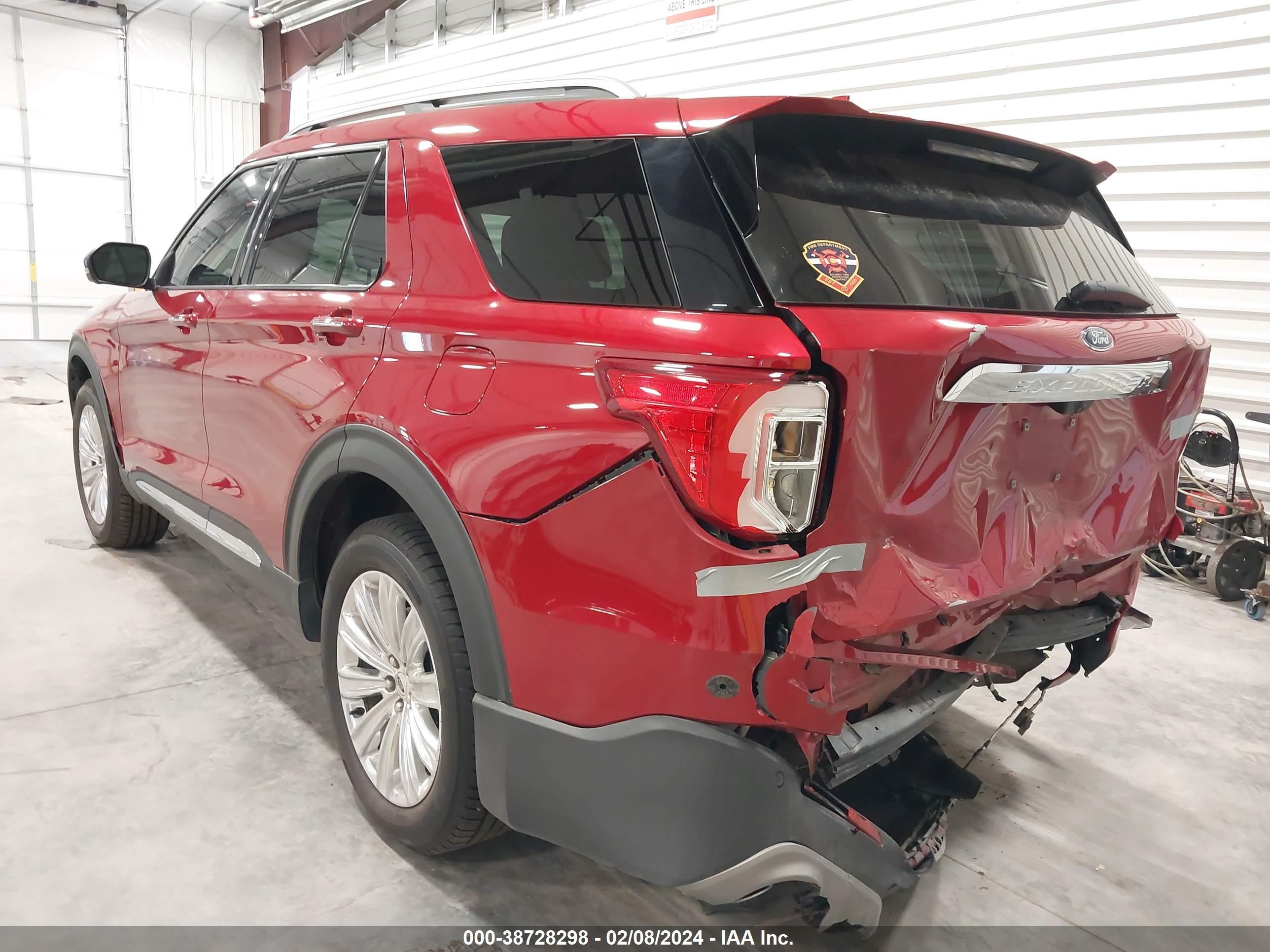 FORD EXPLORER image 3