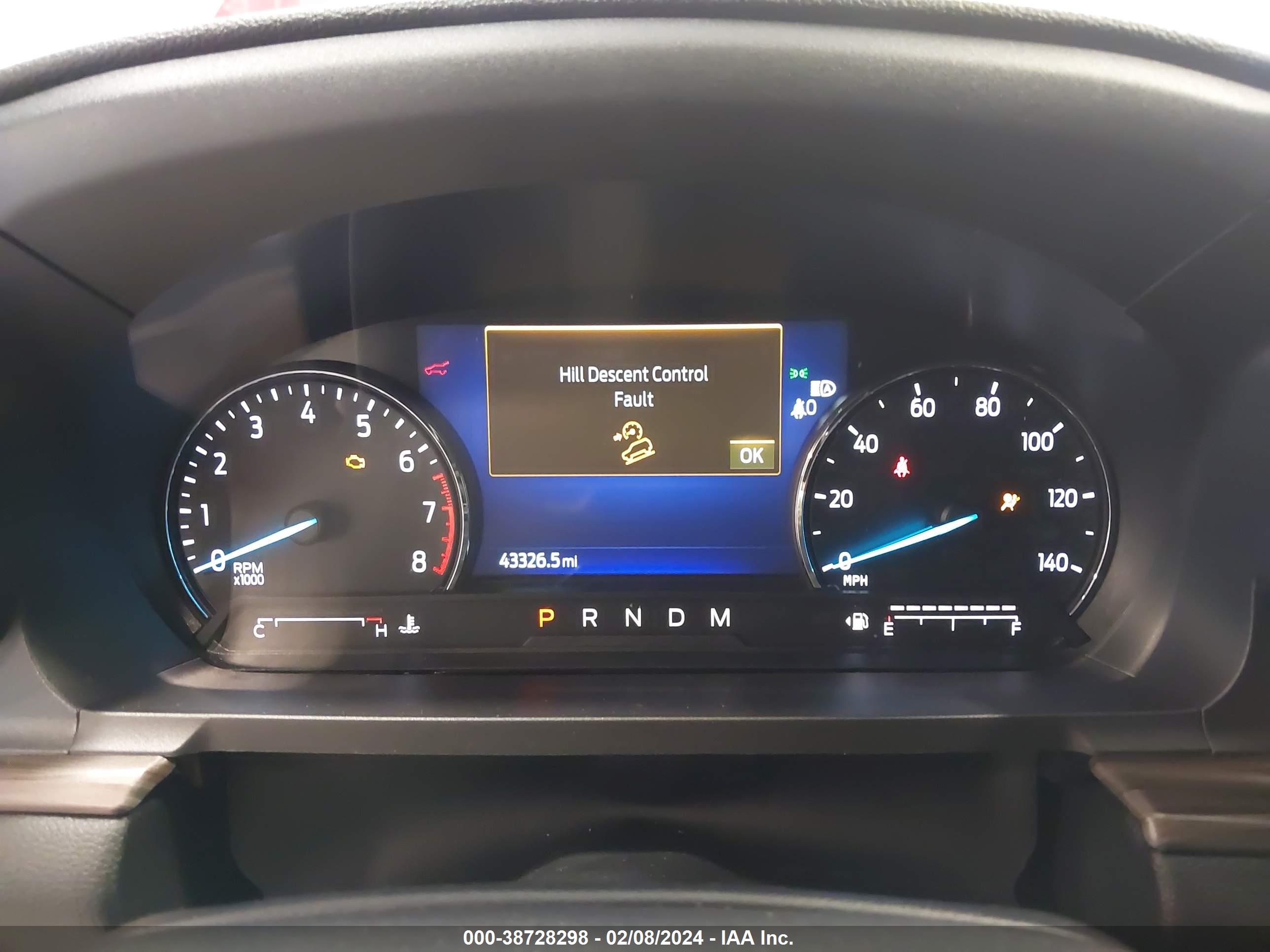 FORD EXPLORER image 7
