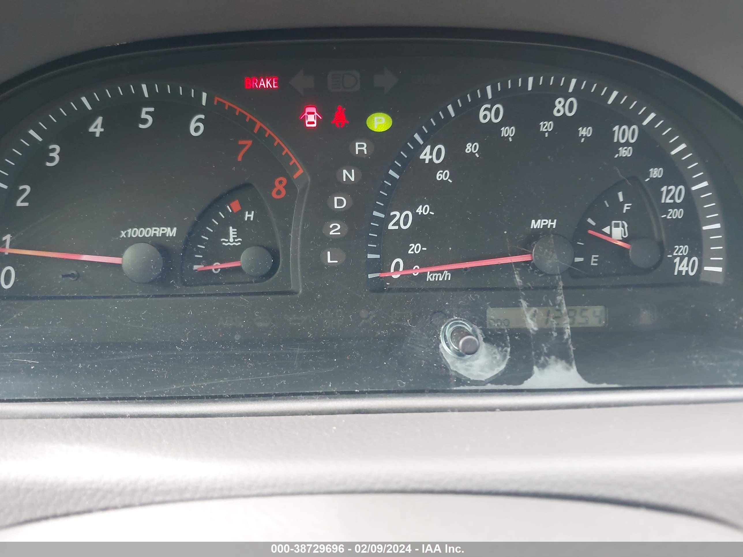 TOYOTA CAMRY image 7
