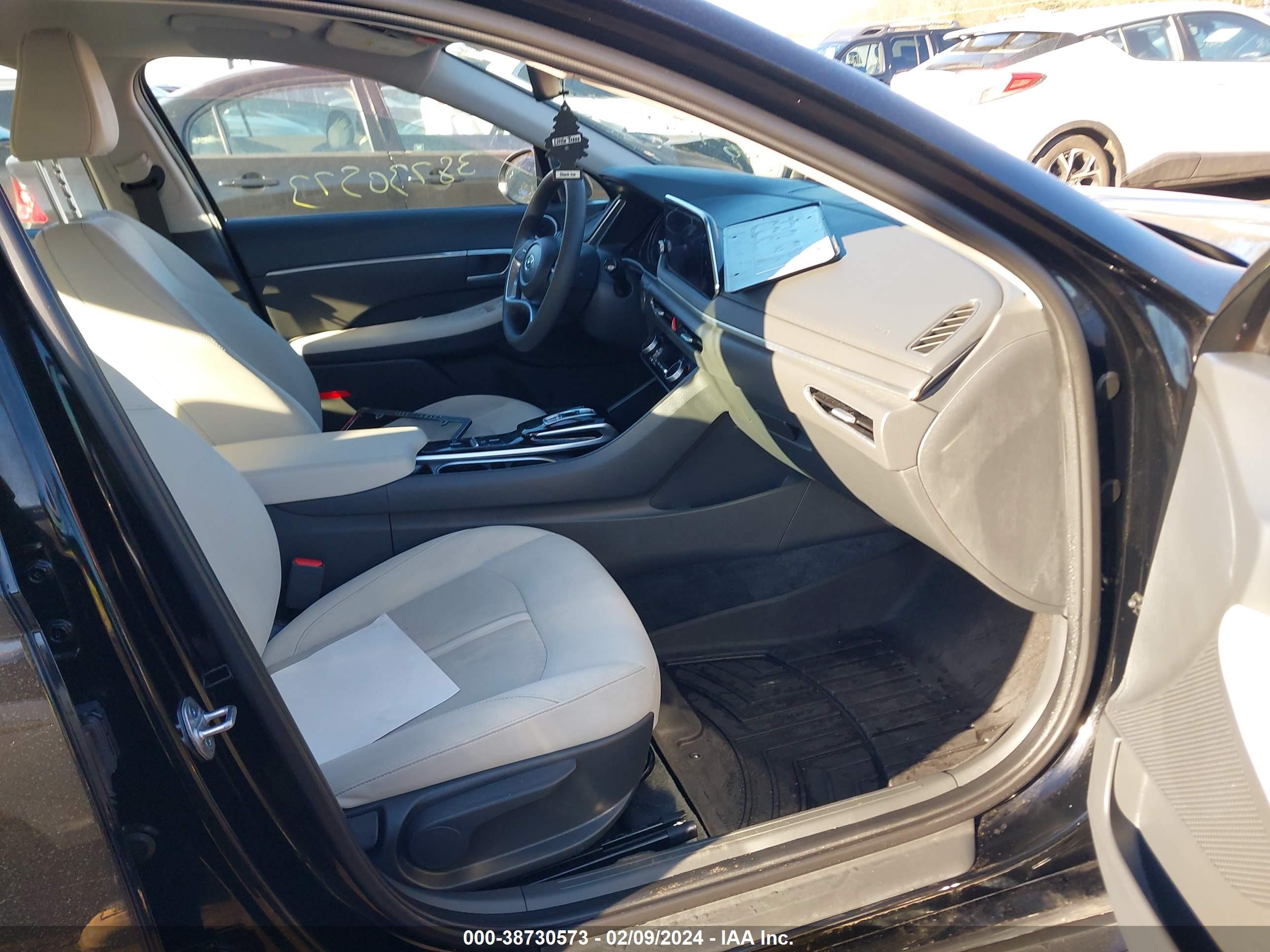 HYUNDAI SONATA image 5