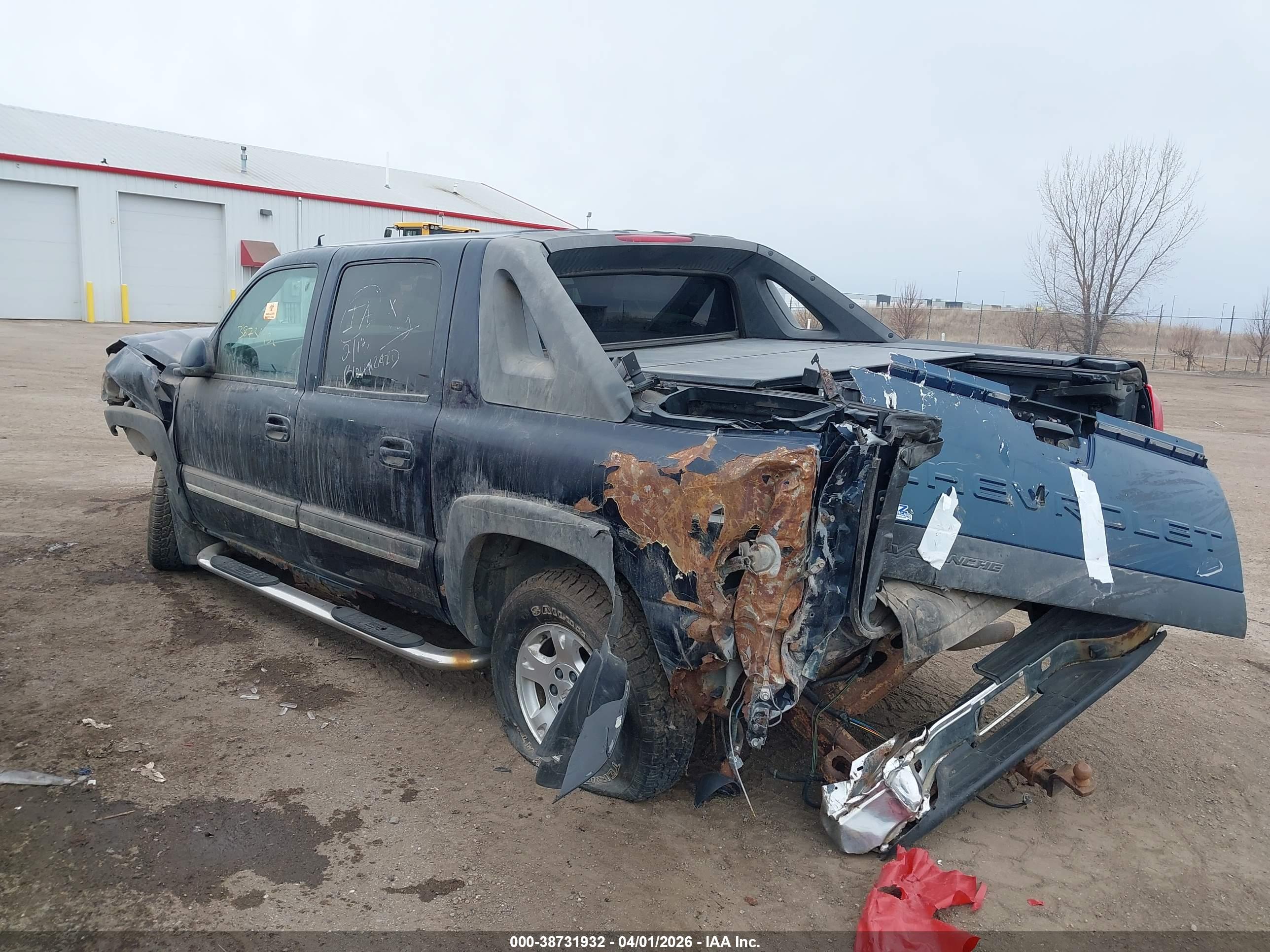 CHEVROLET AVALANCHE image 3