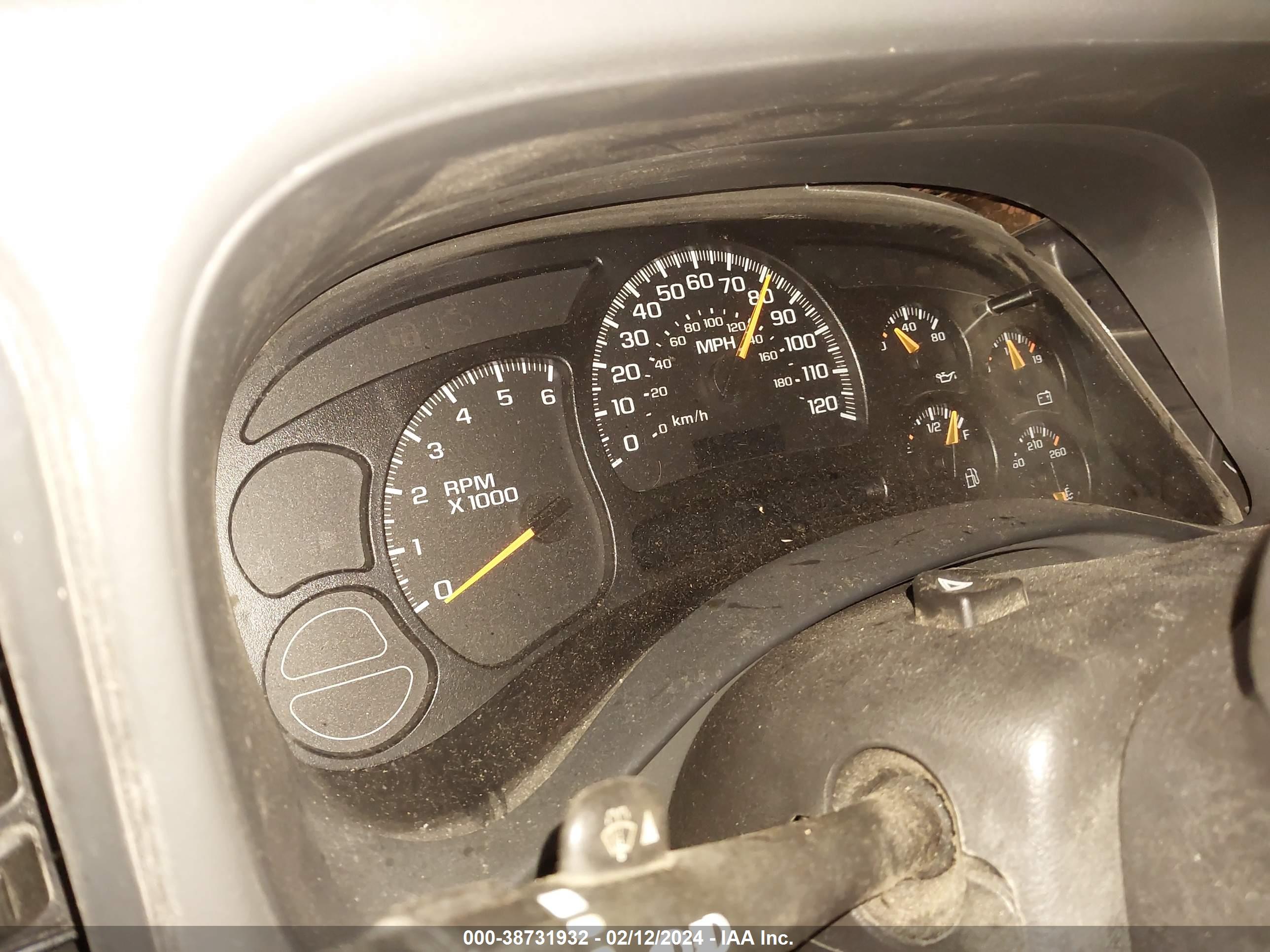 CHEVROLET AVALANCHE image 7