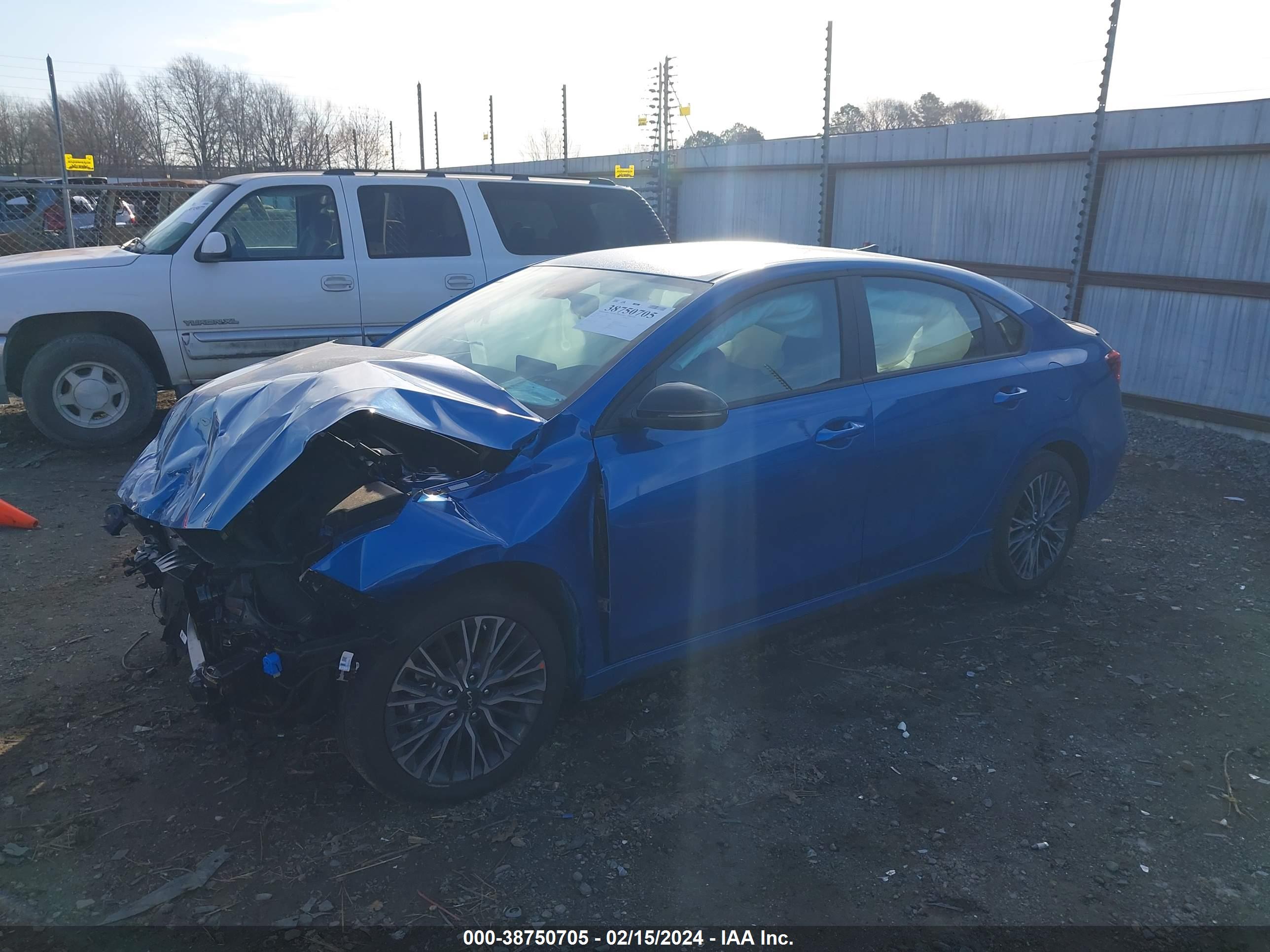 KIA FORTE image 2
