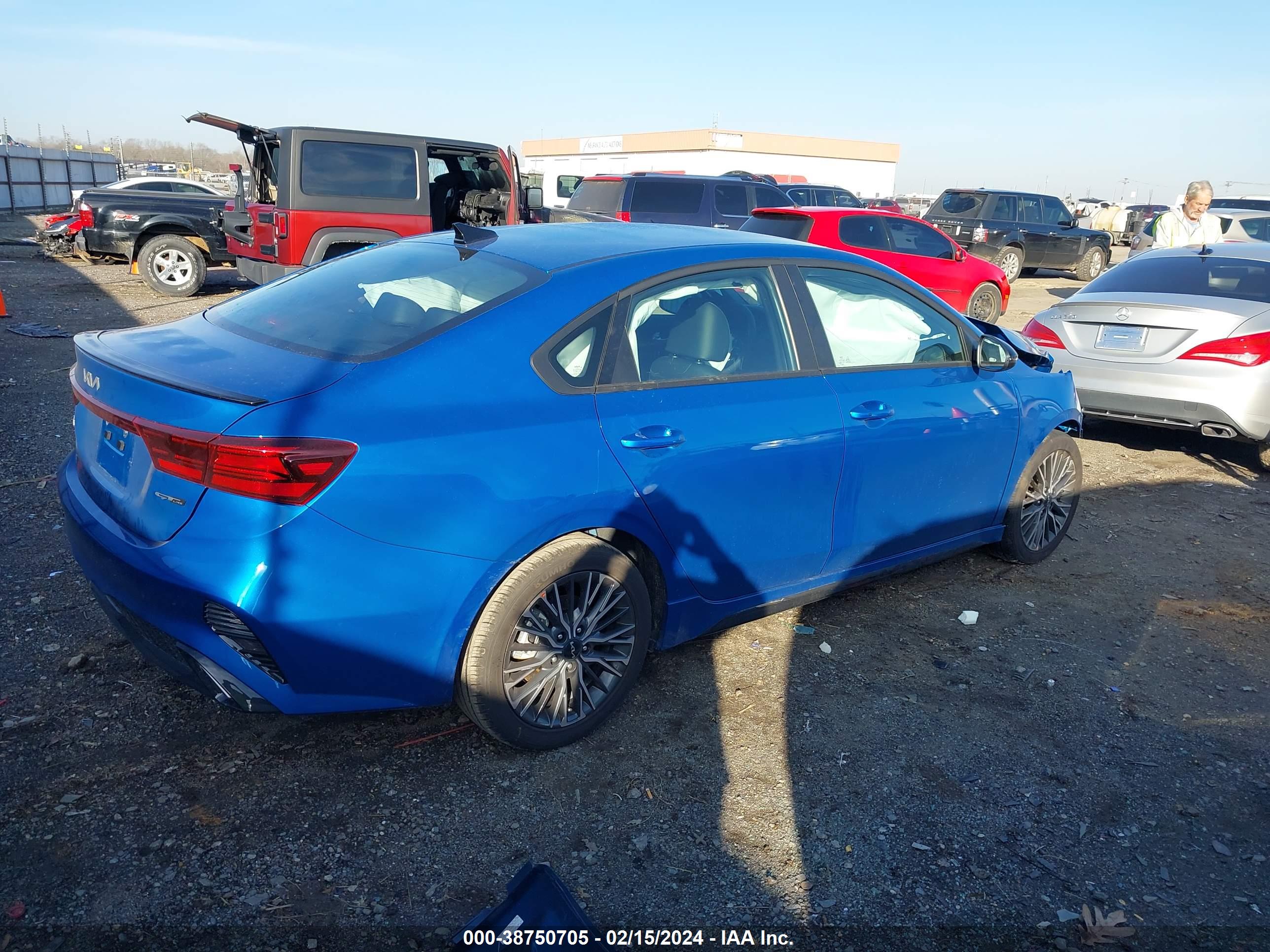KIA FORTE image 4