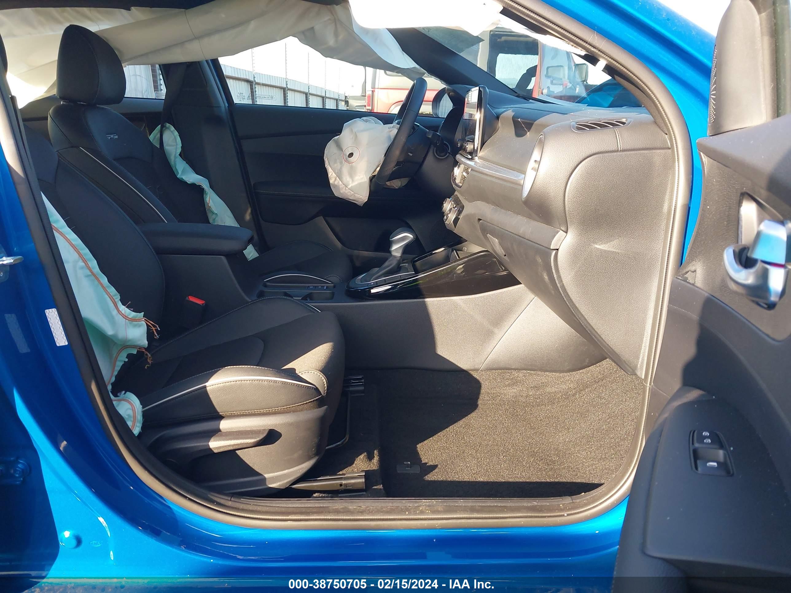 KIA FORTE image 5