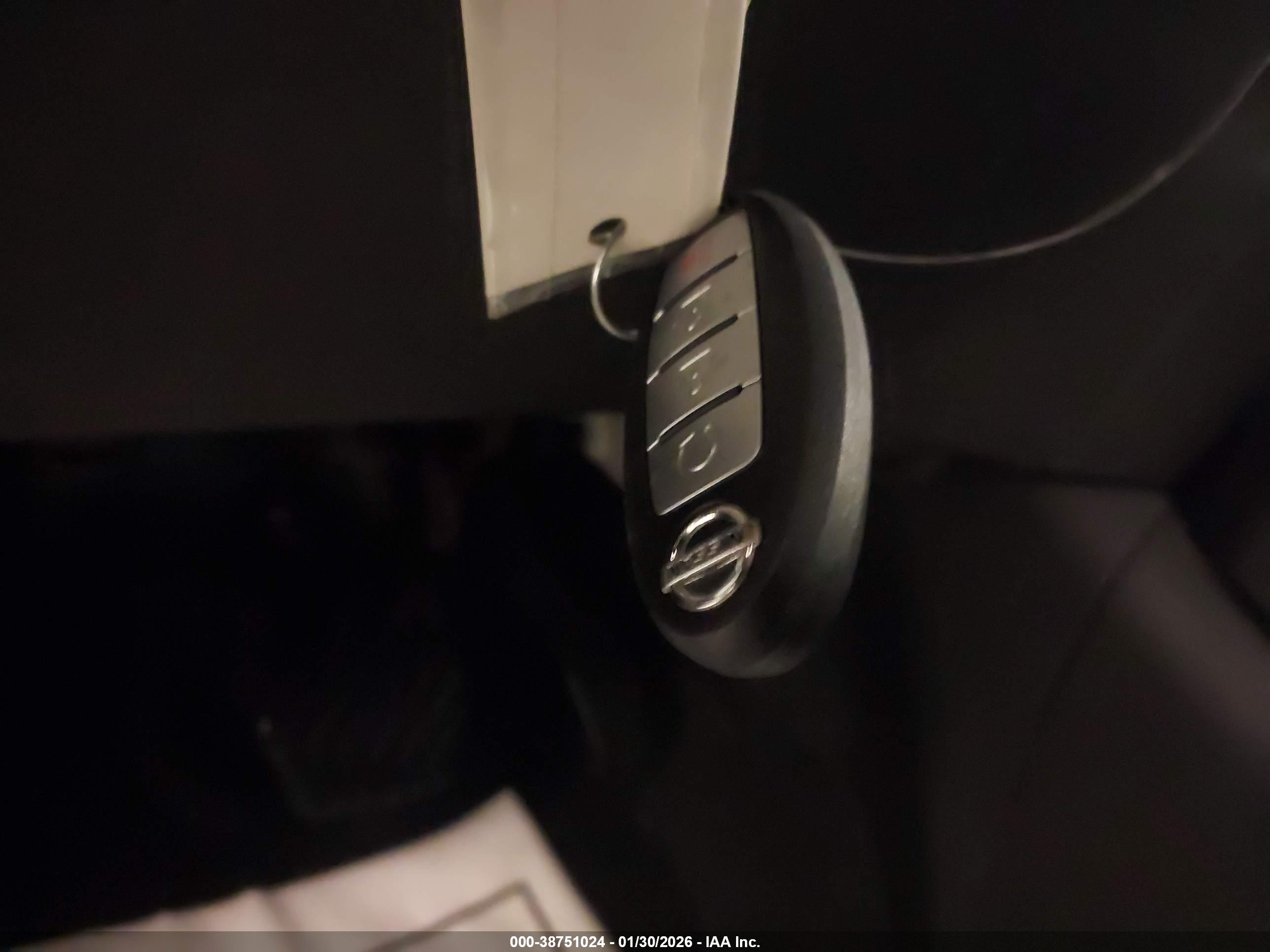 NISSAN ROGUE image 11