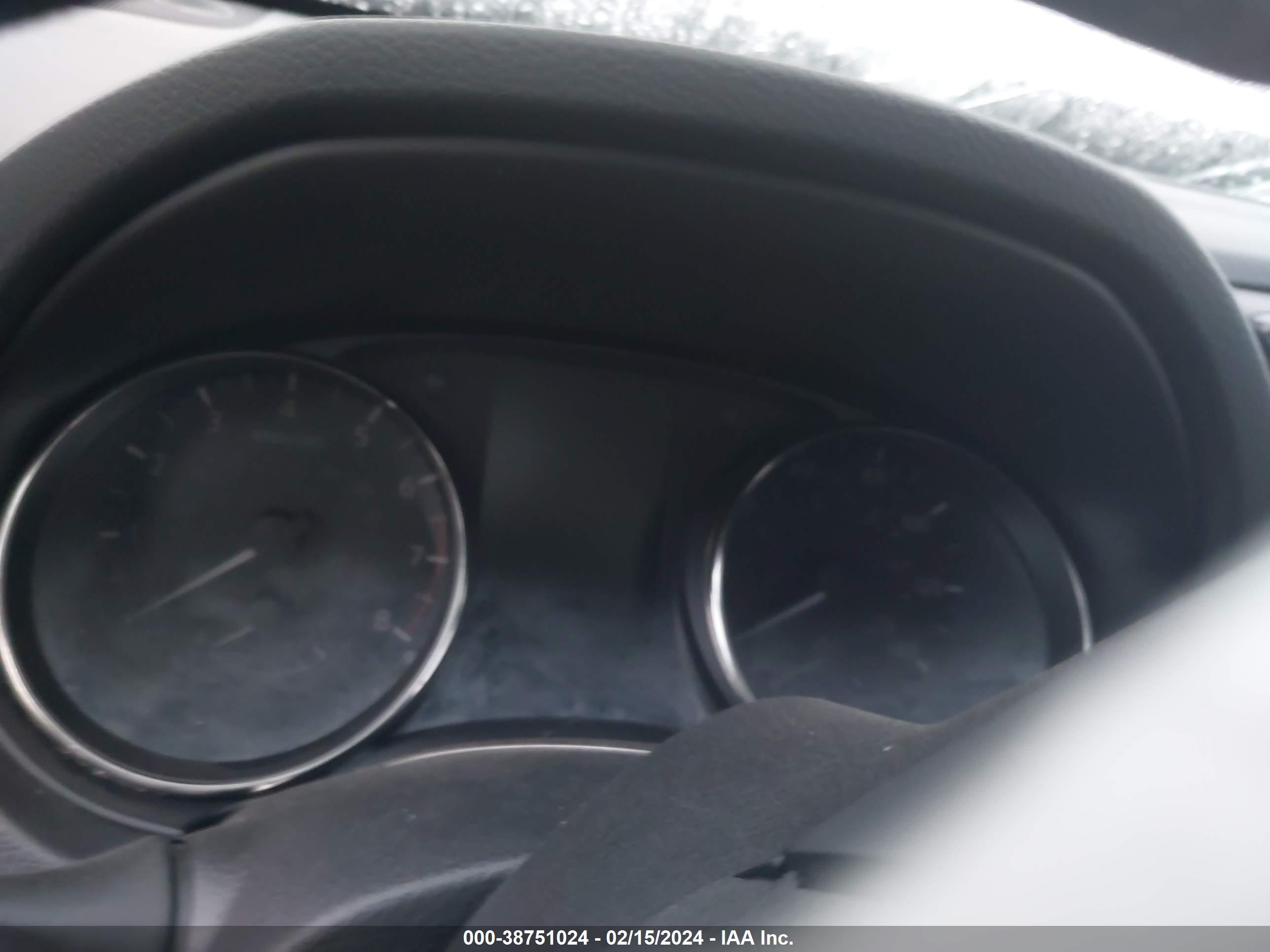 NISSAN ROGUE image 7