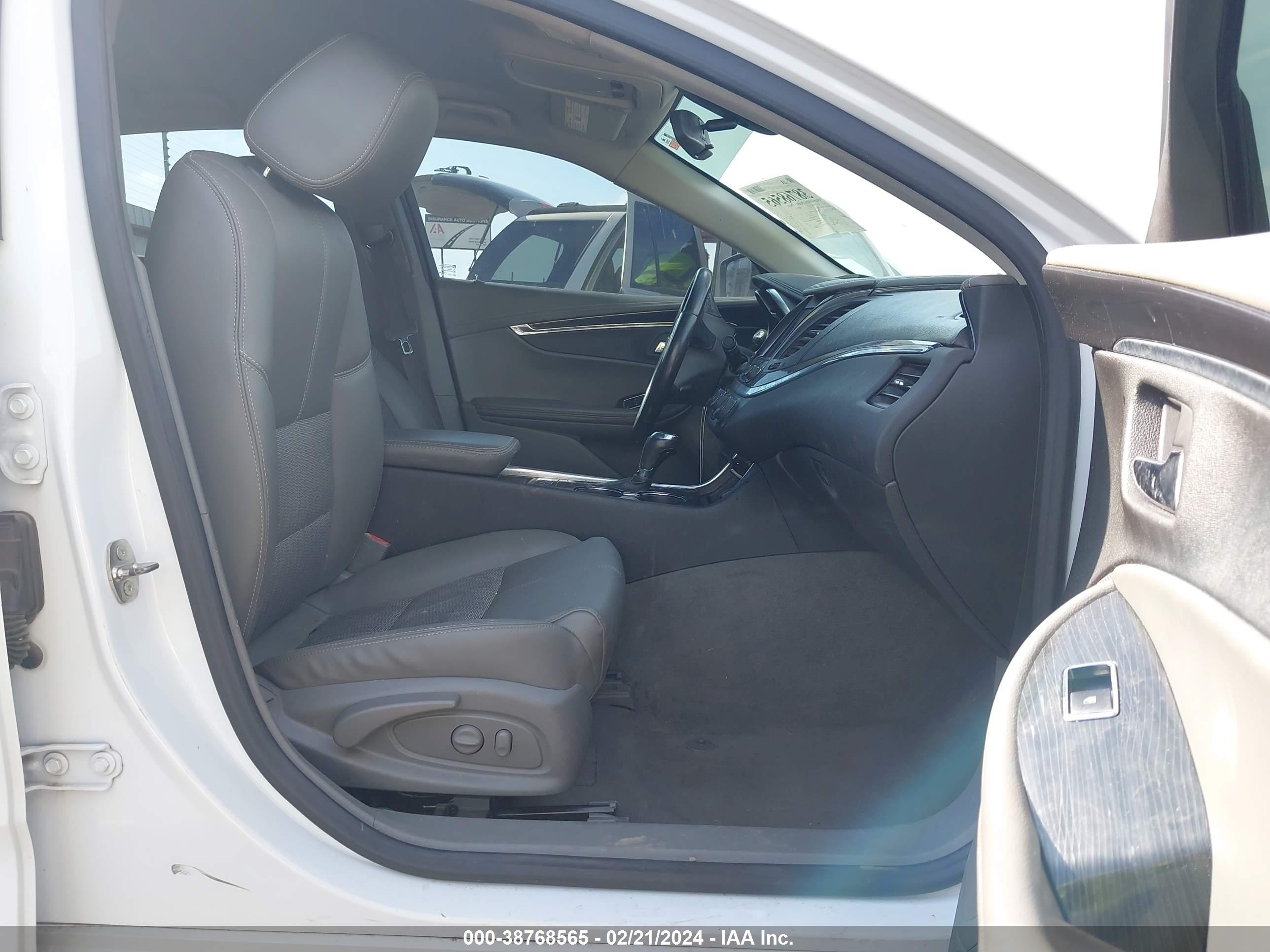 CHEVROLET IMPALA image 5