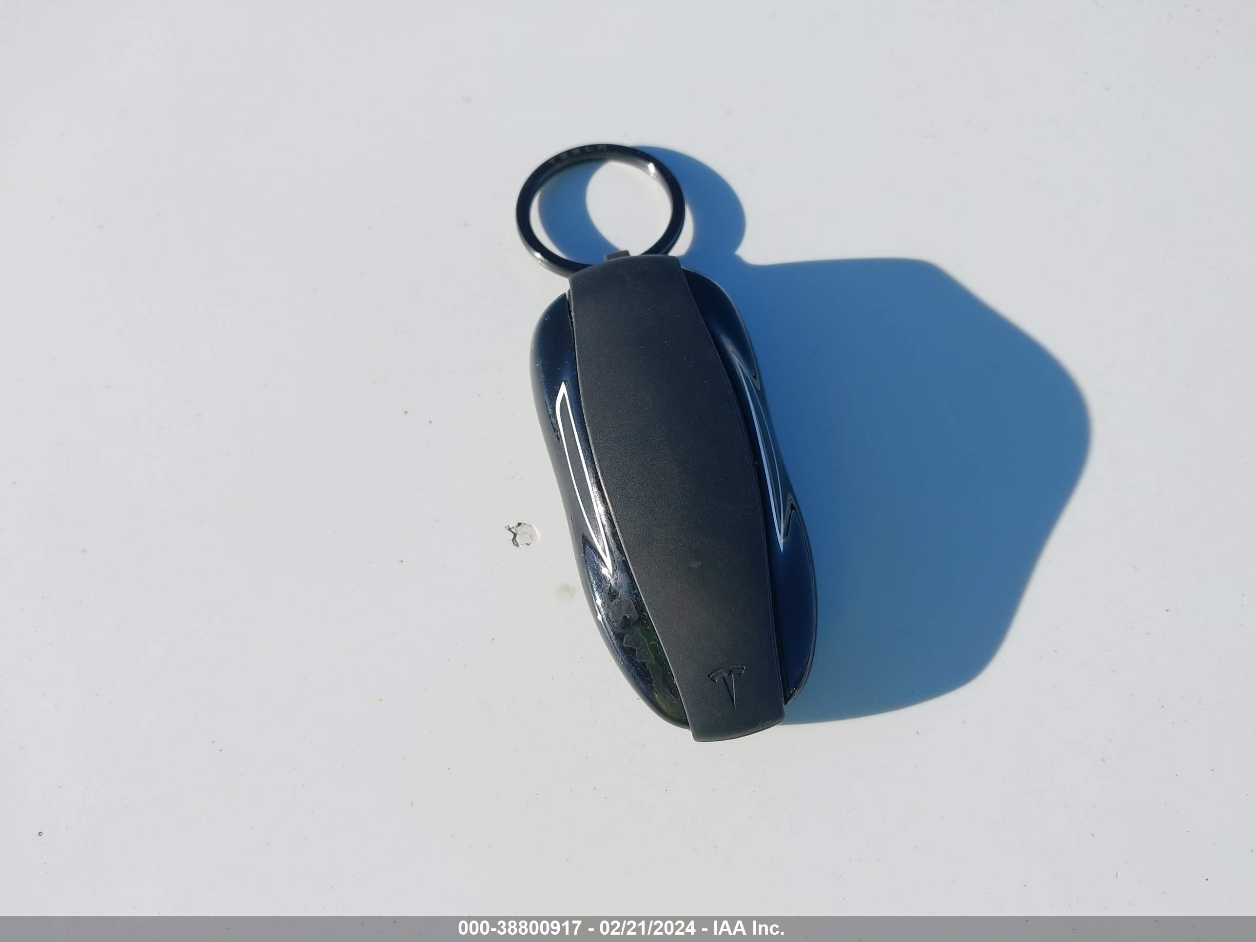 TESLA MODEL image 11
