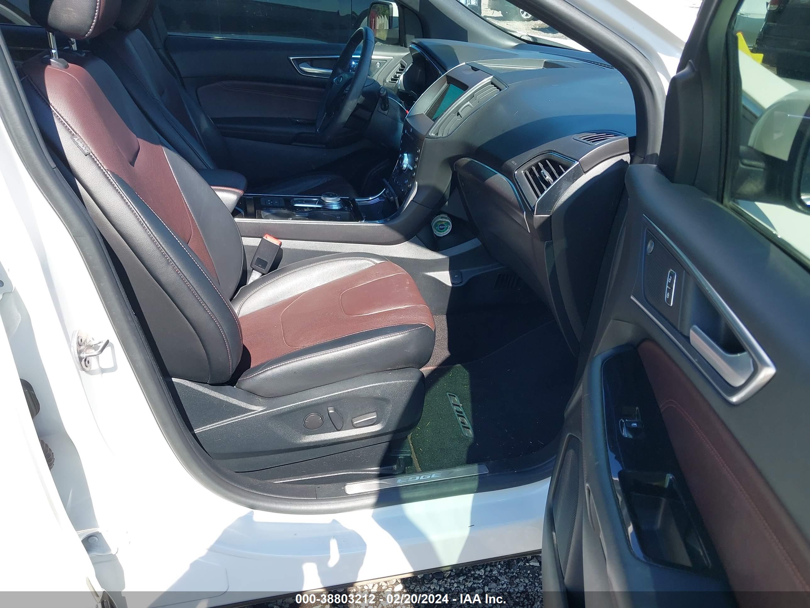 FORD EDGE image 5