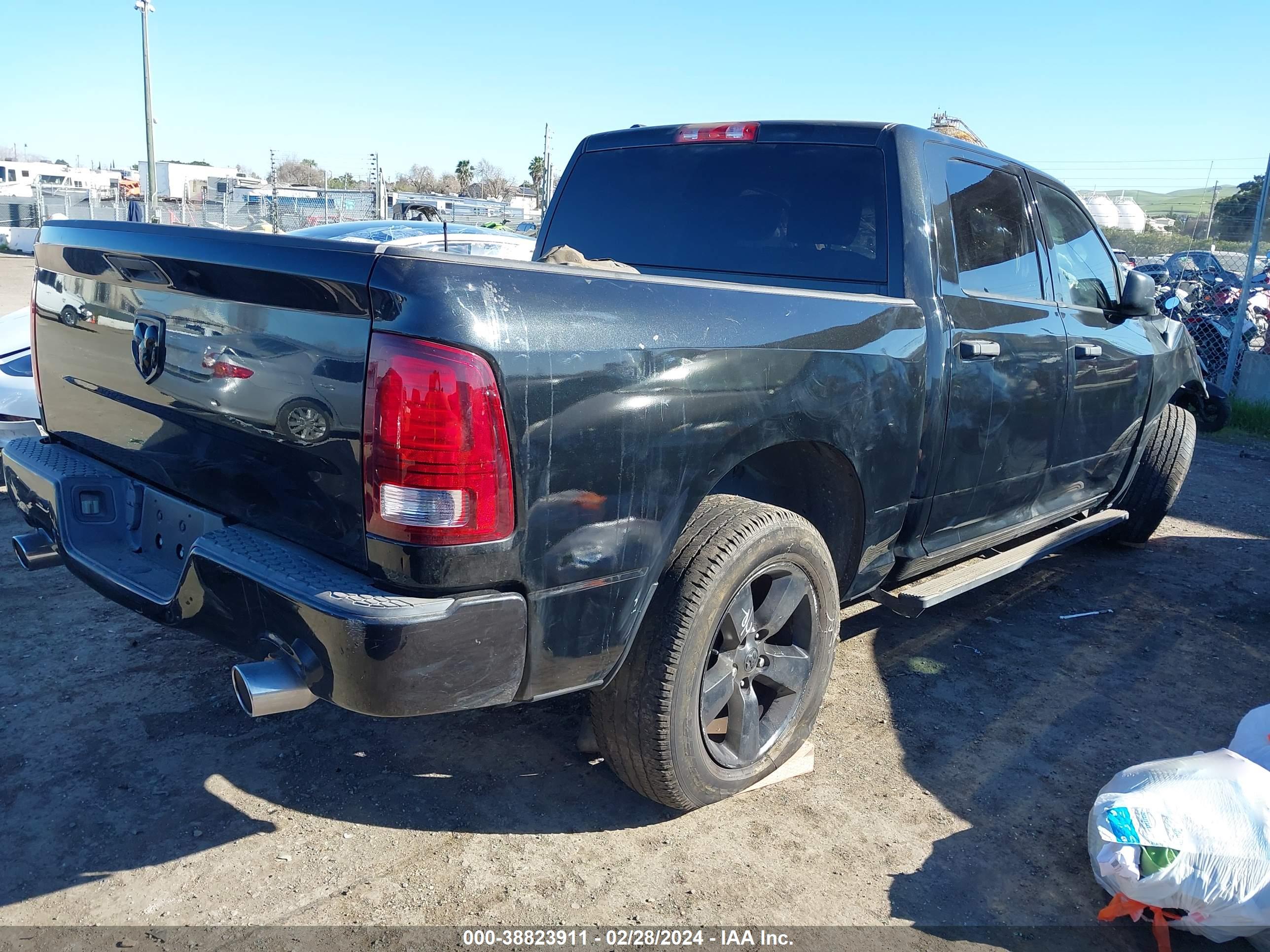 RAM 1500 image 4