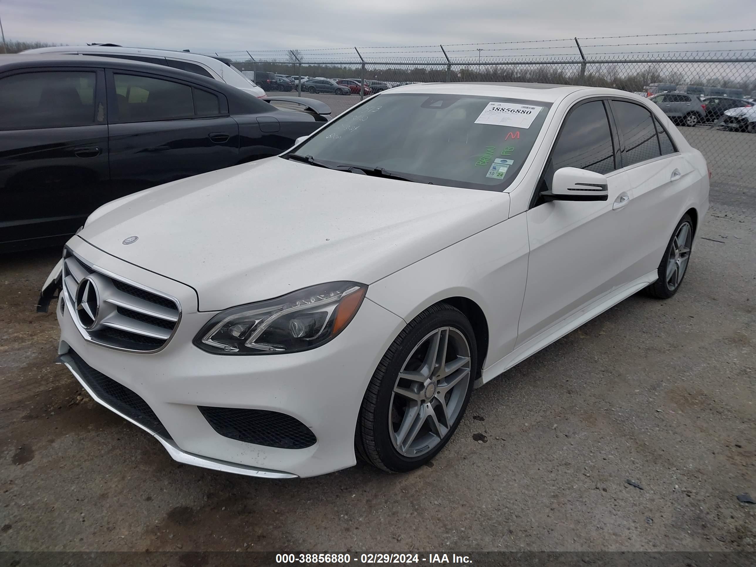 MERCEDES-BENZ E image 2