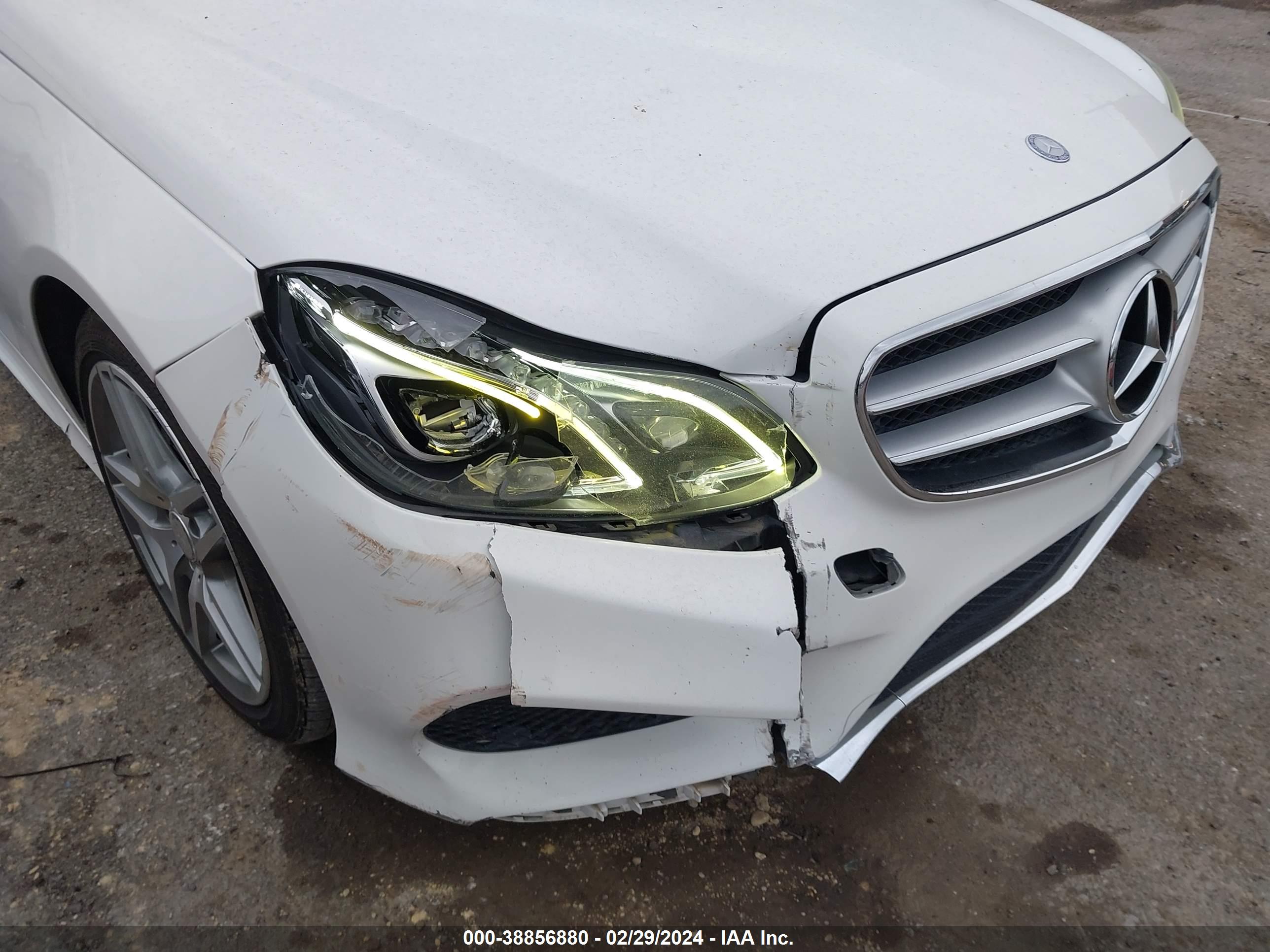 MERCEDES-BENZ E image 6