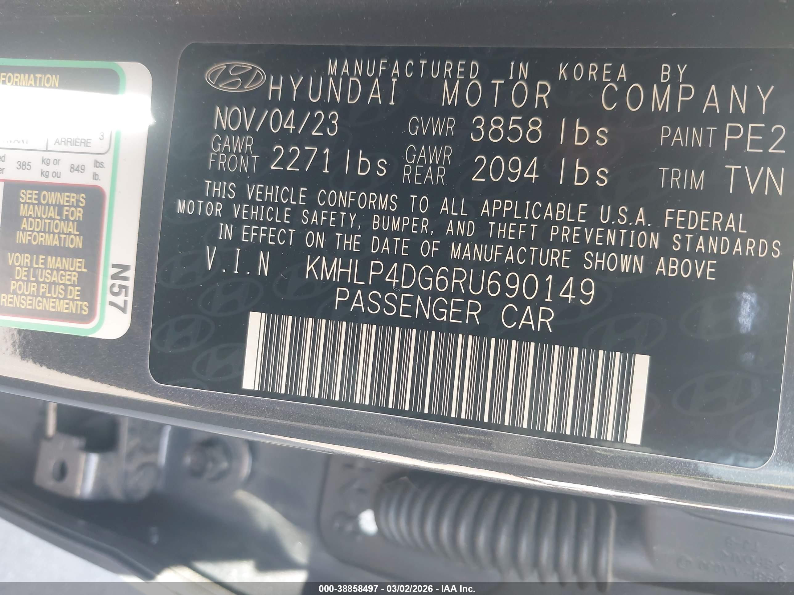 HYUNDAI ELANTRA image 9
