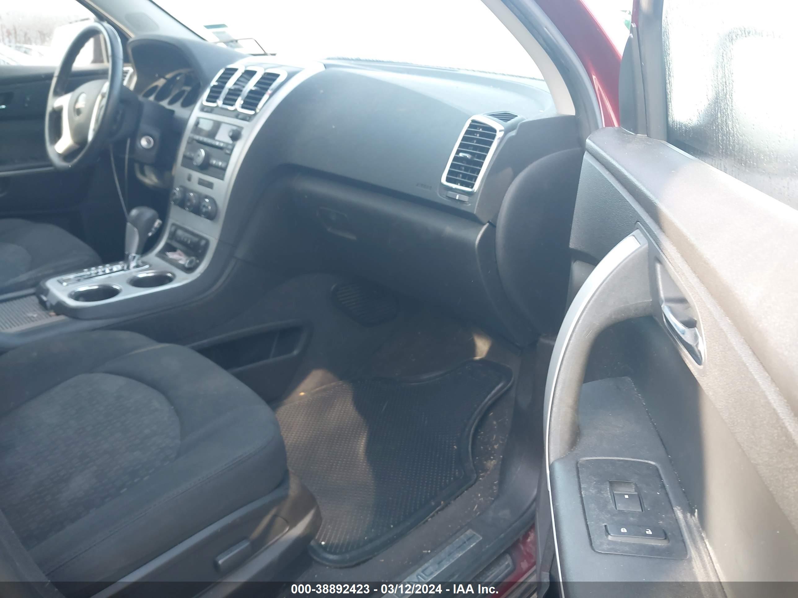 GMC ACADIA image 5