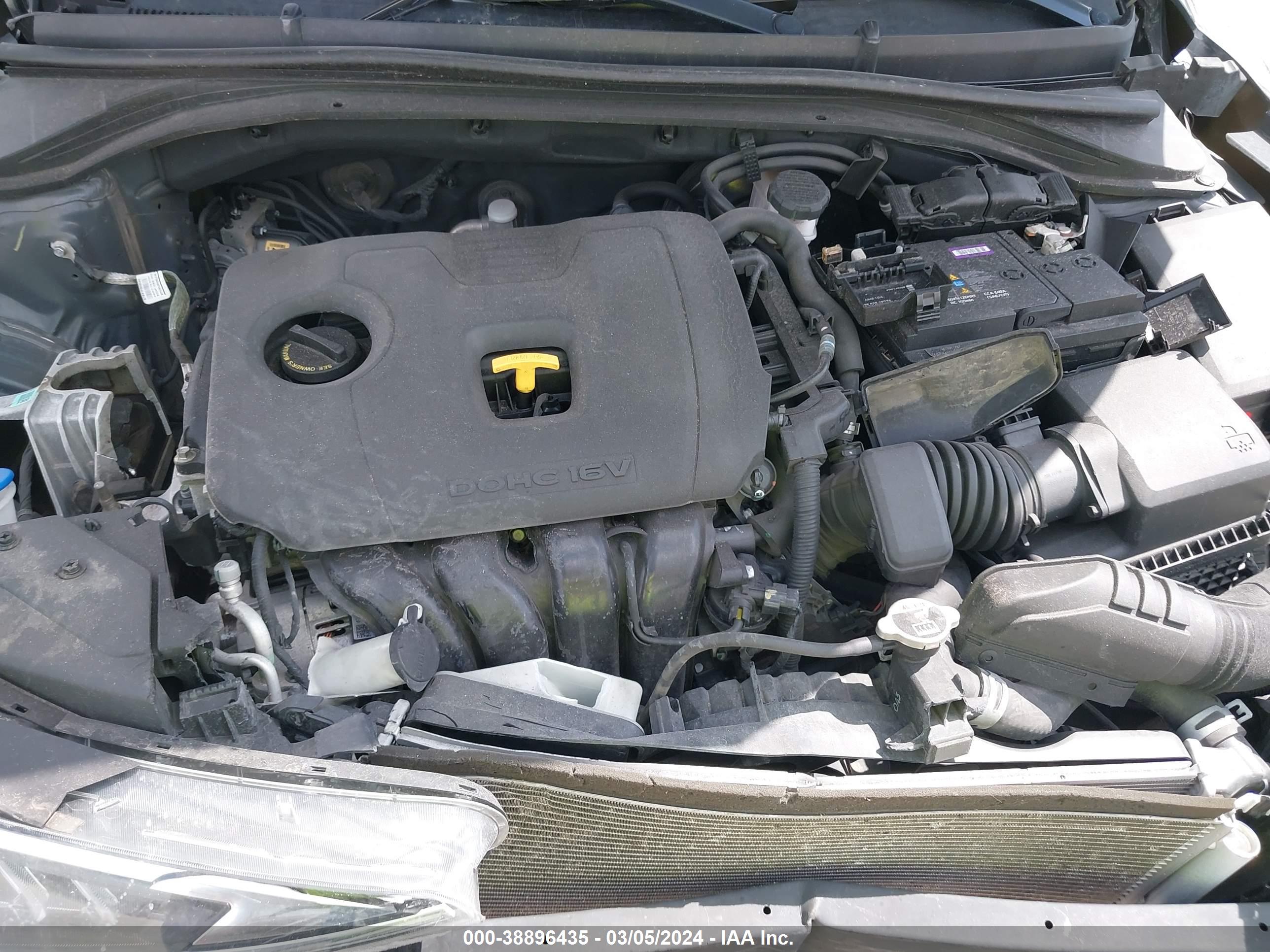 HYUNDAI ELANTRA image 10
